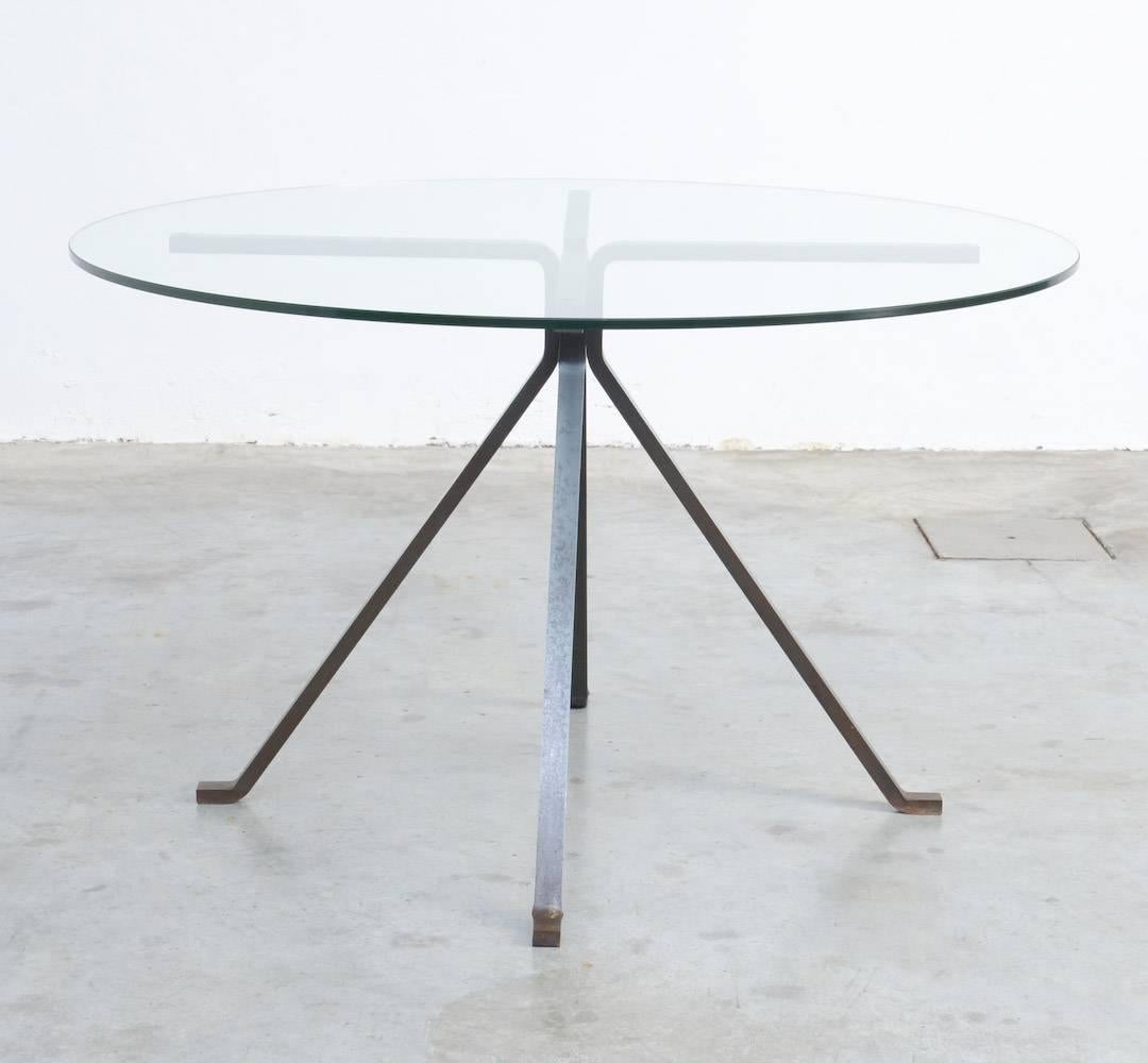 Minimalist Round Dining Table Cugino by Enzo Mari for Driade