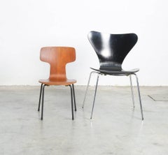 Rare chaise d'enfant en contreplaqué courbé d'Arne Jacobsen pour Fritz Hansen