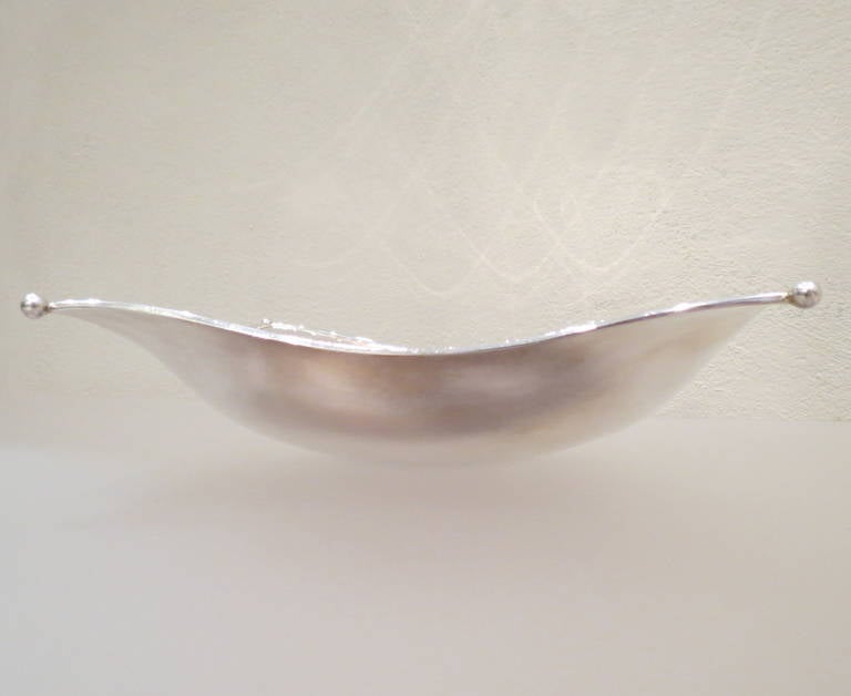 Jona Contemporary Italian Napkin Shape Sterling Silver Bowl 'Small version' For Sale 1