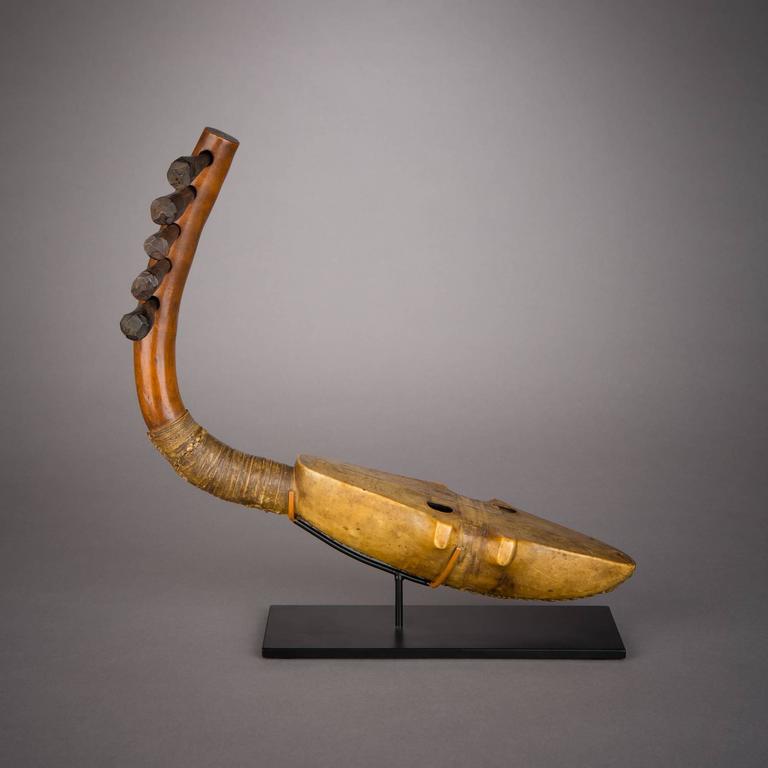 Late 19th Century Tribal Mangbetu Harp For Sale at 1stDibs