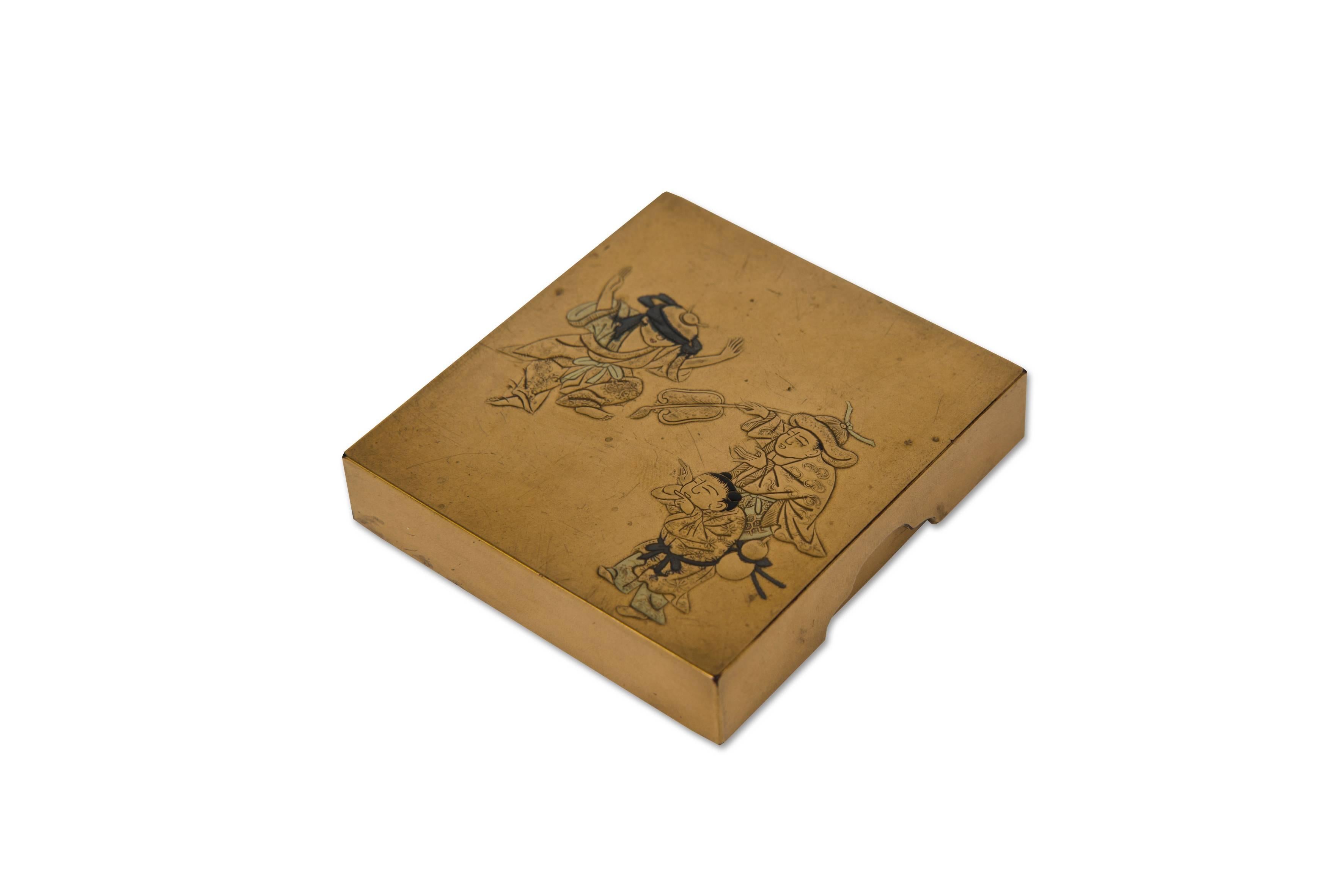 Early 19th Century Edo Japanese Gold Lacquer Kobako Decorative Box
