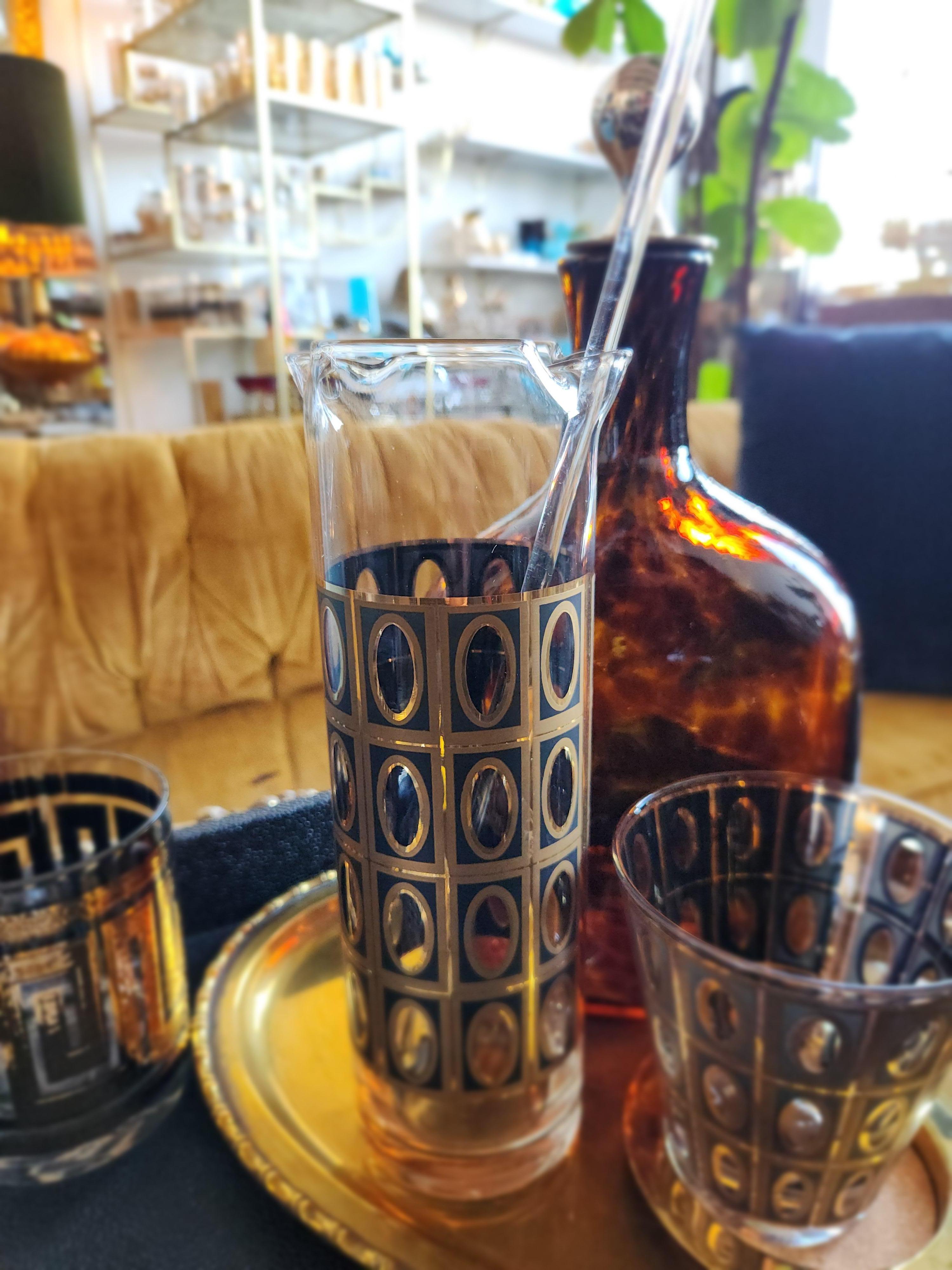 Vintage Culver martini pitcher For Sale 5