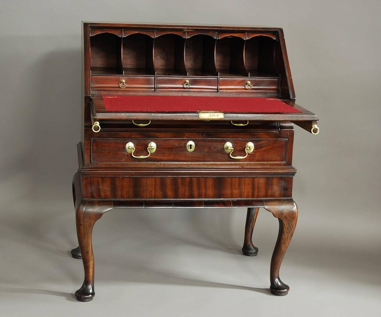 Rare Mid-18th Century Mahogany Bureau on Stand of Small Proportions In Good Condition For Sale In Suffolk, GB