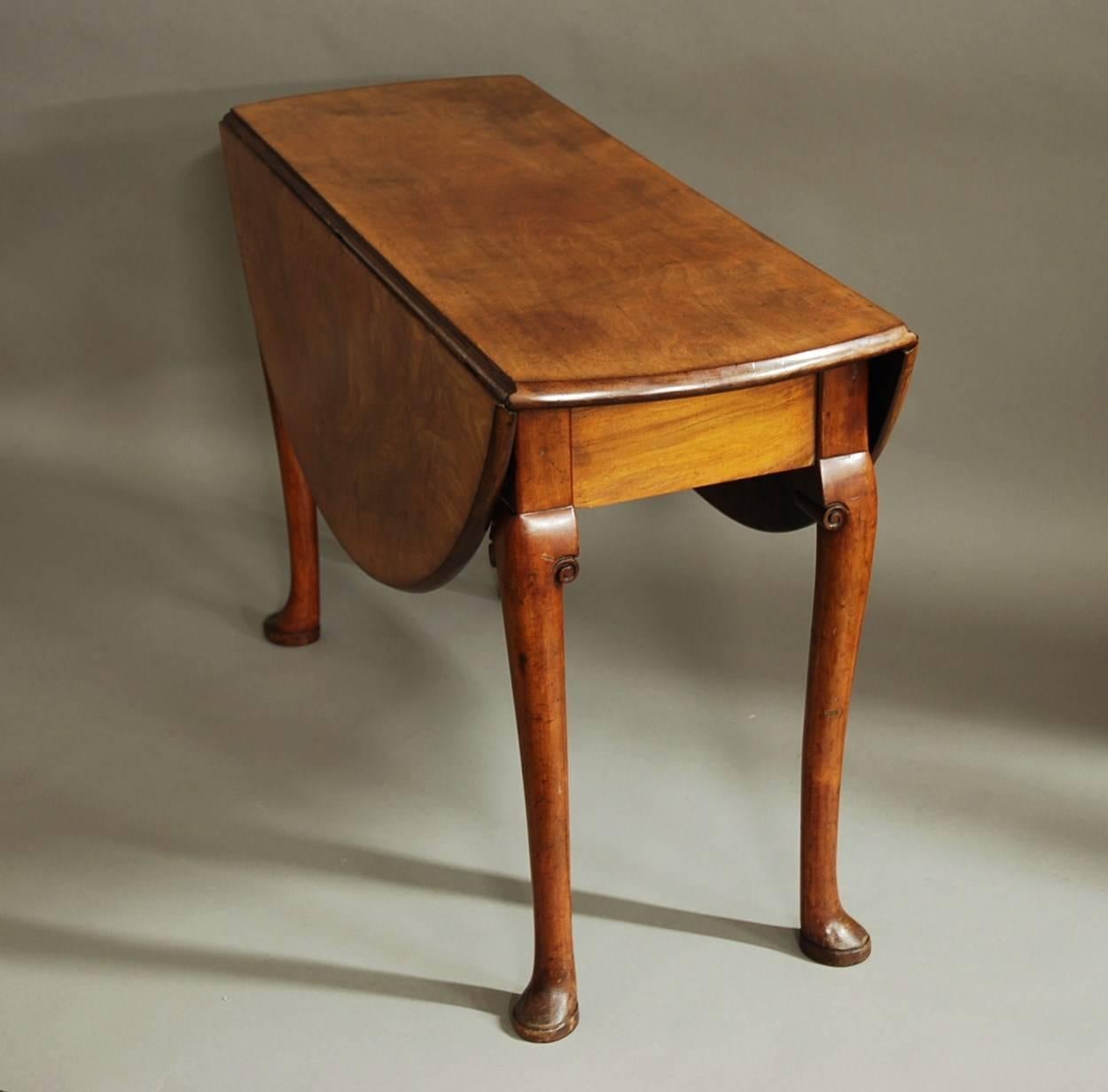 Mid-18th Century Well Figured Mahogany Pad Foot Table 3