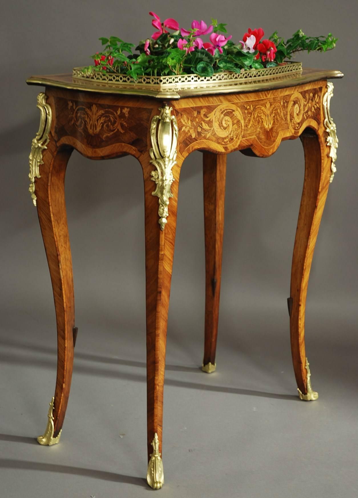 Edwards & Roberts Inlaid Plant Stand or Jardiniere 1