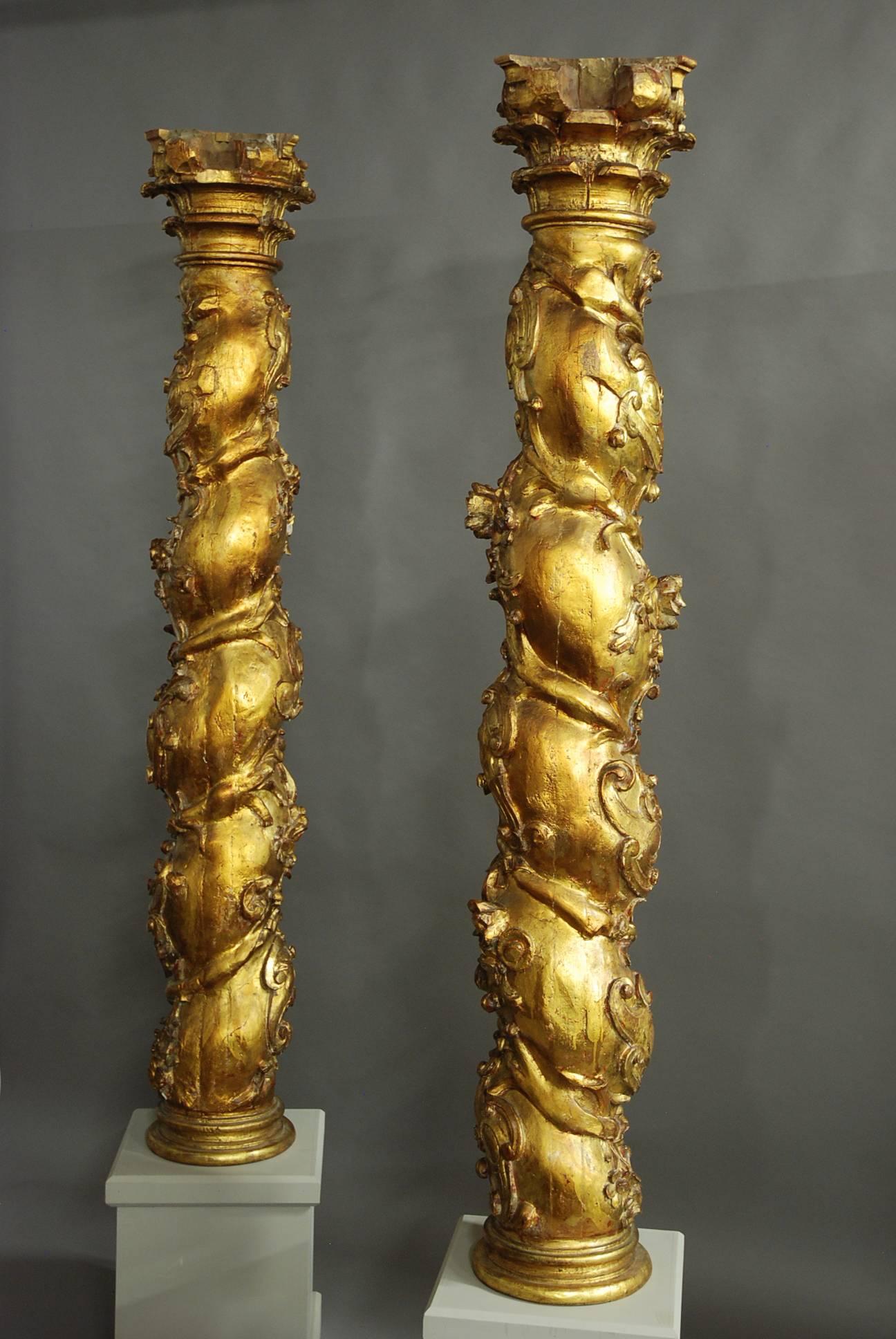 Large Pair of Late 18th Century Baroque Style Solomonic Carved Giltwood Columns 1