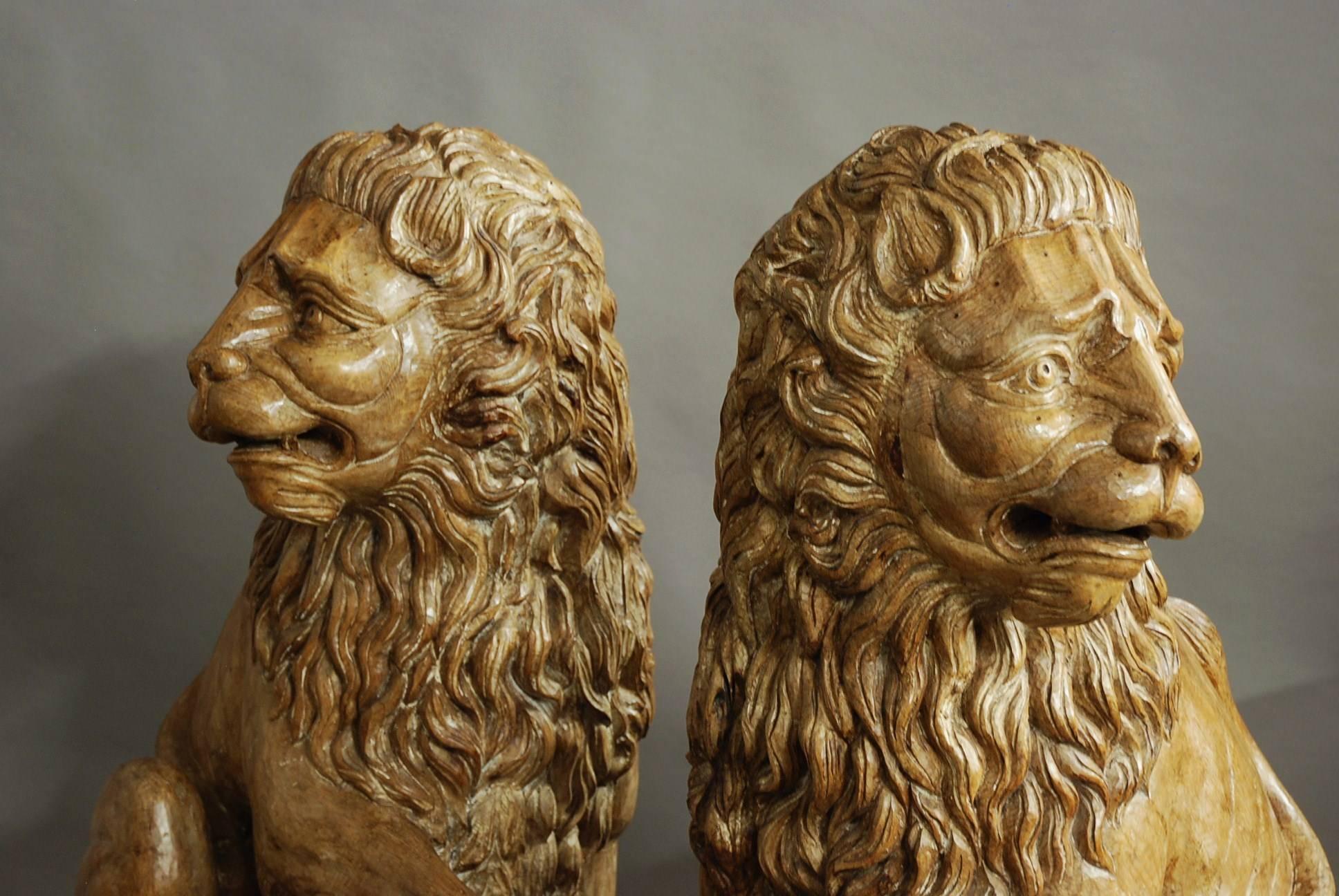 Pair of life size Highly Decorative 19thc Italian Carved Pine Medici Lions For Sale 1