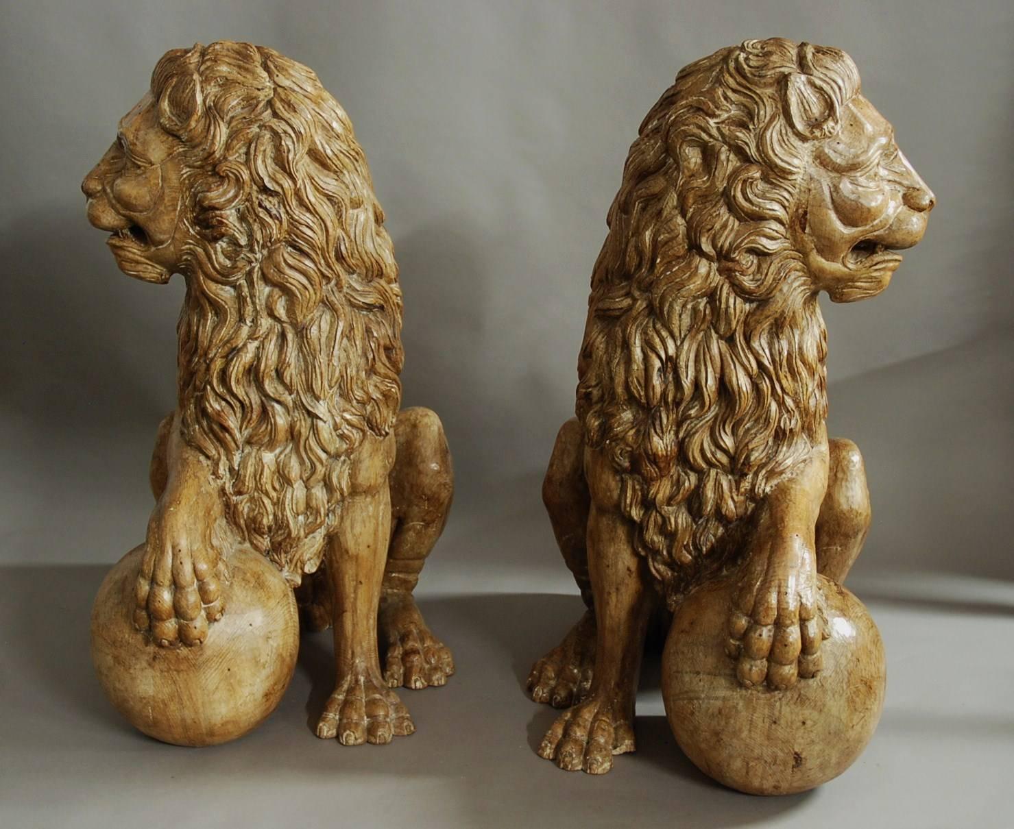 Pair of life size Highly Decorative 19thc Italian Carved Pine Medici Lions For Sale 3