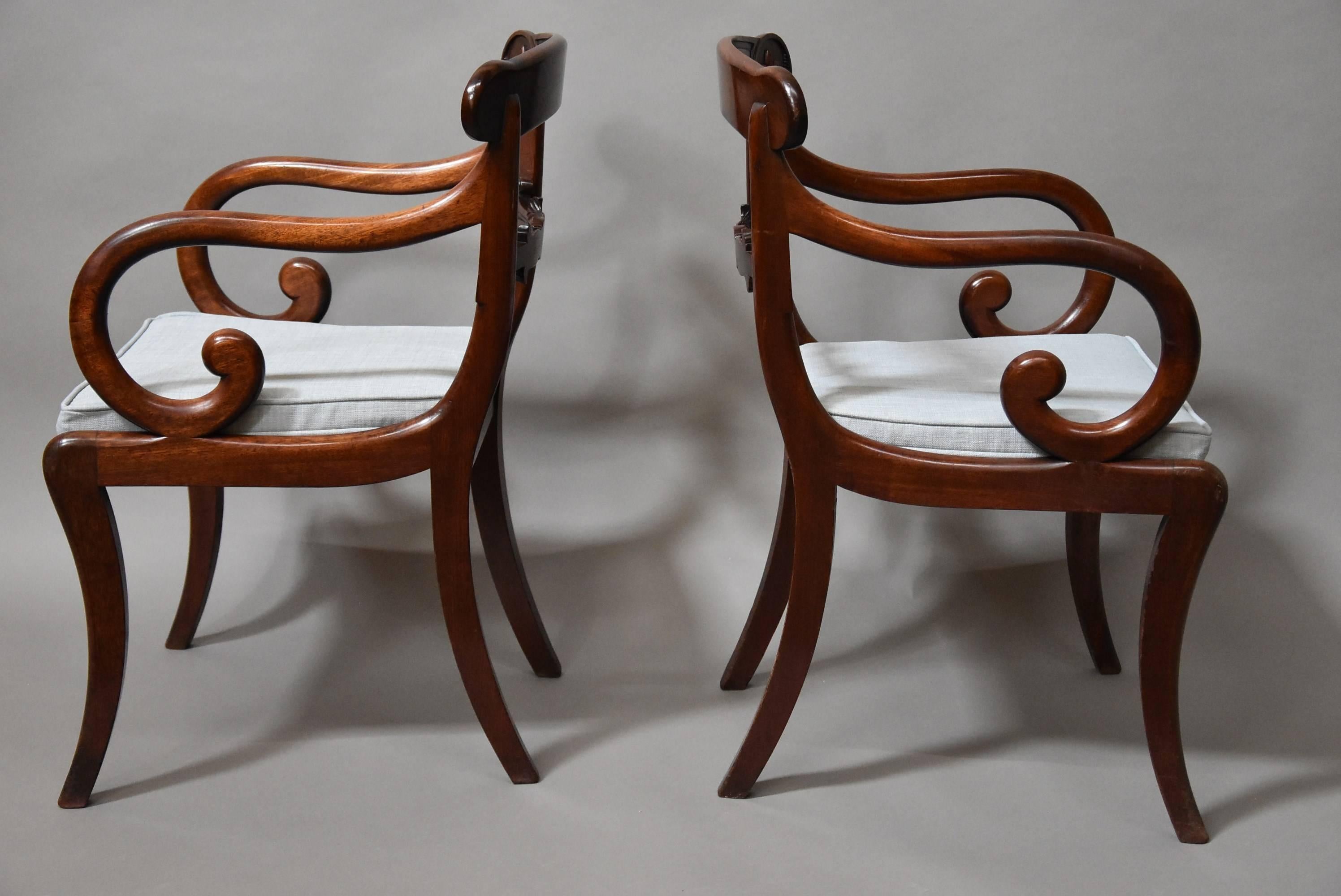 19th Century Superb Set of Eight Regency Mahogany Dining Chairs of Superb Patina For Sale