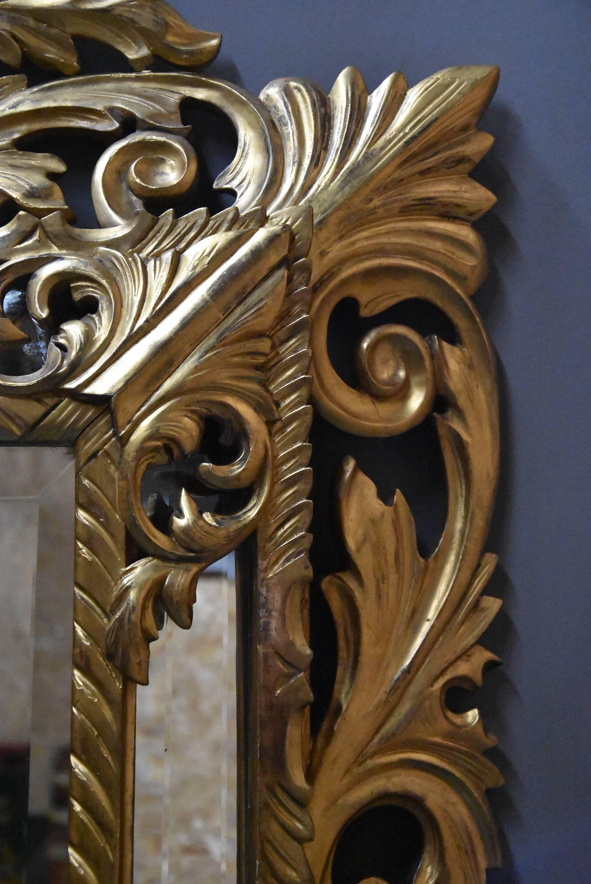 Large 19th Century Italian 'Florentine' Superbly Carved Giltwood Cushion Mirror For Sale 3