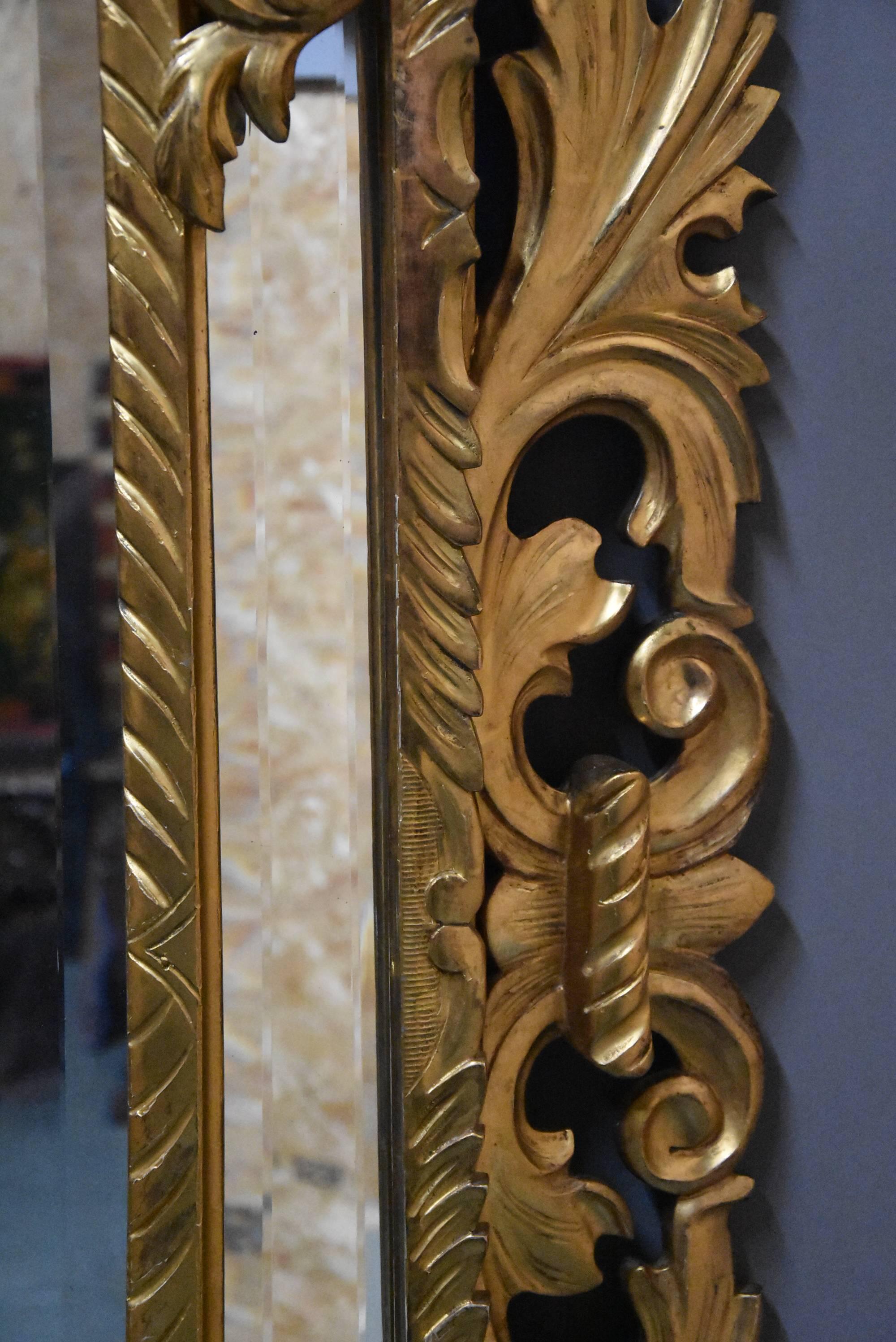 Large 19th Century Italian 'Florentine' Superbly Carved Giltwood Cushion Mirror For Sale 5