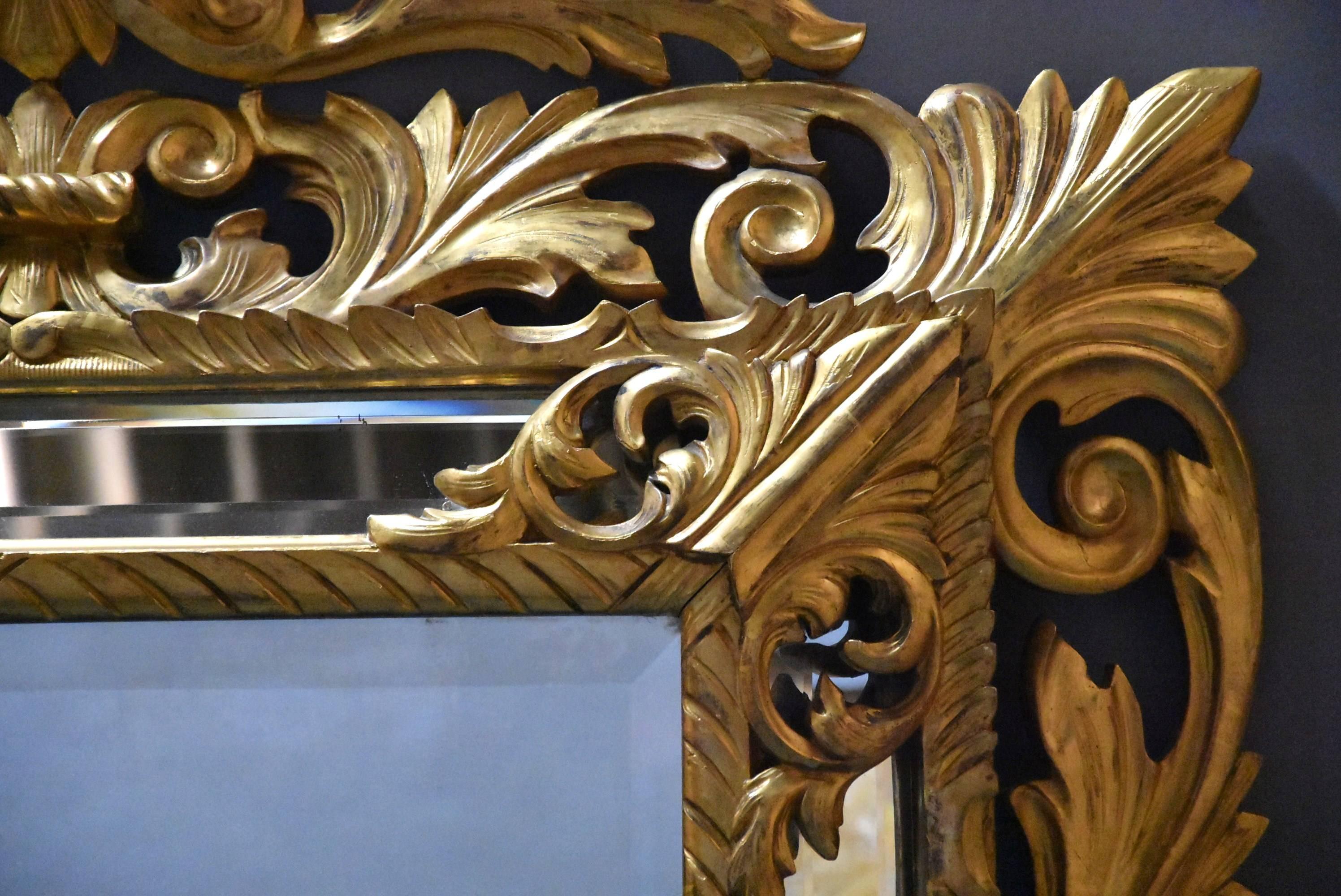 Large 19th Century Italian 'Florentine' Superbly Carved Giltwood Cushion Mirror For Sale 6