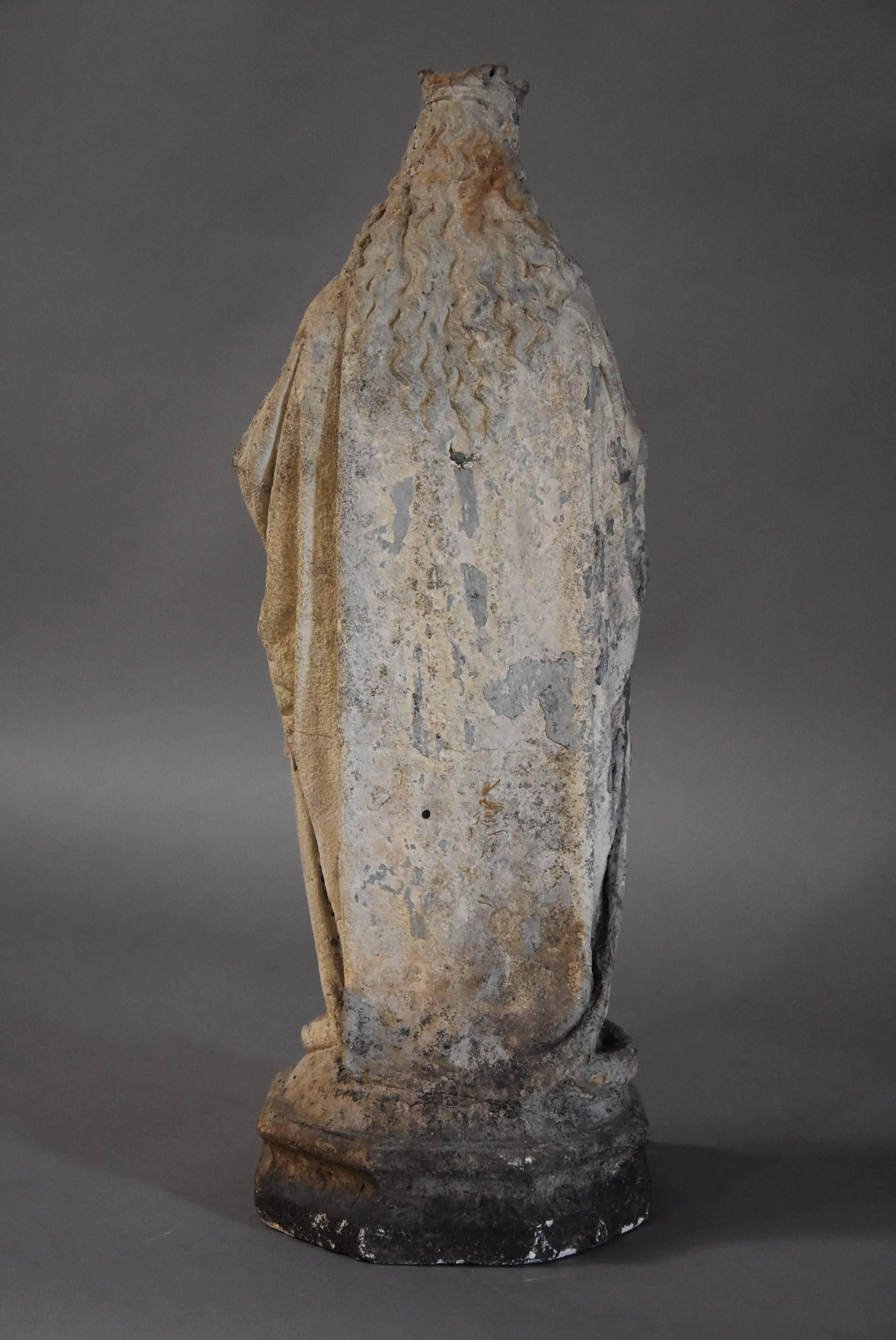 French Late 17th Century Limestone Niche Sculpture of the Virgin Mary 6
