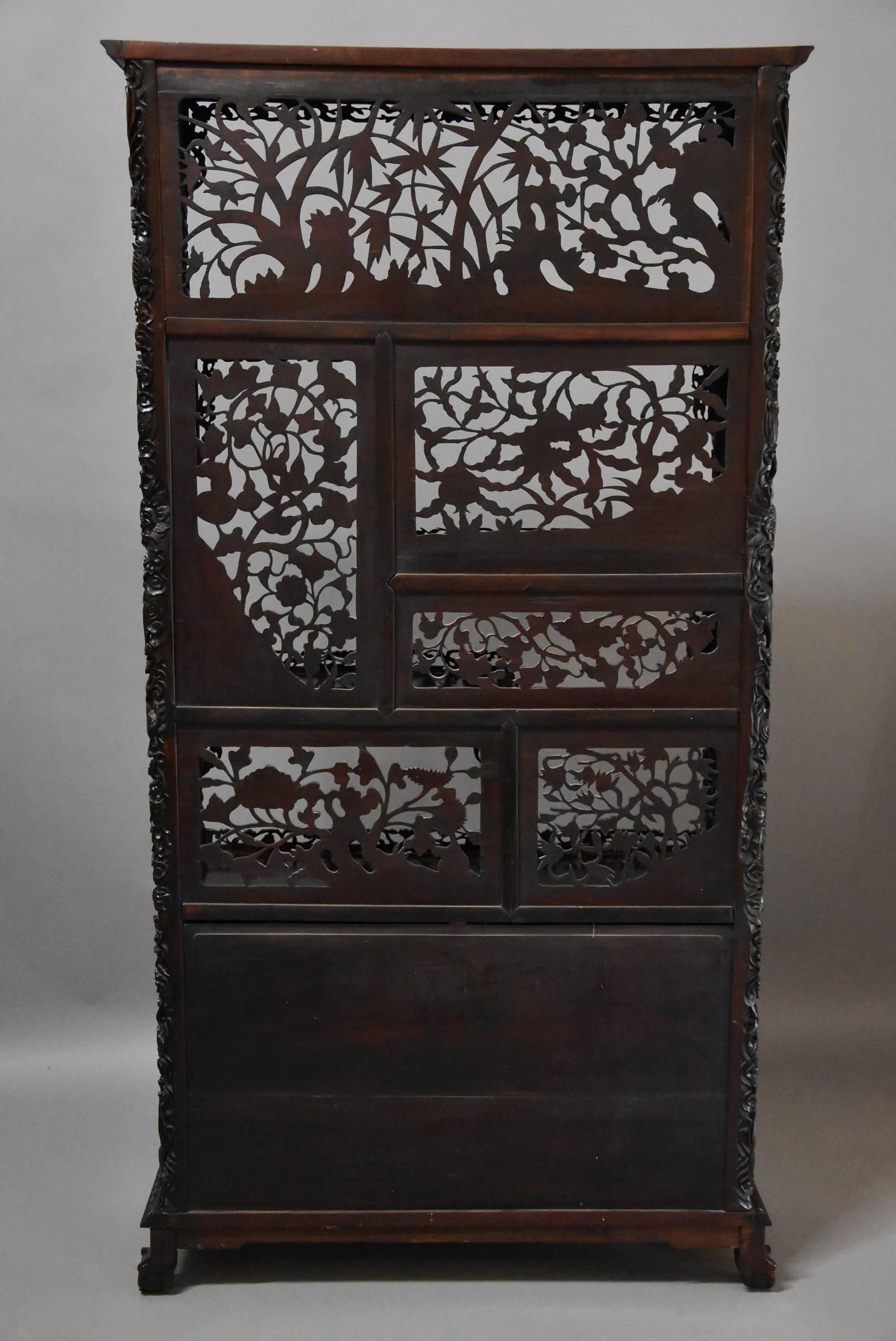 Superb Quality 19th Century Chinese Profusely Carved Padouk Display Cabinet 6