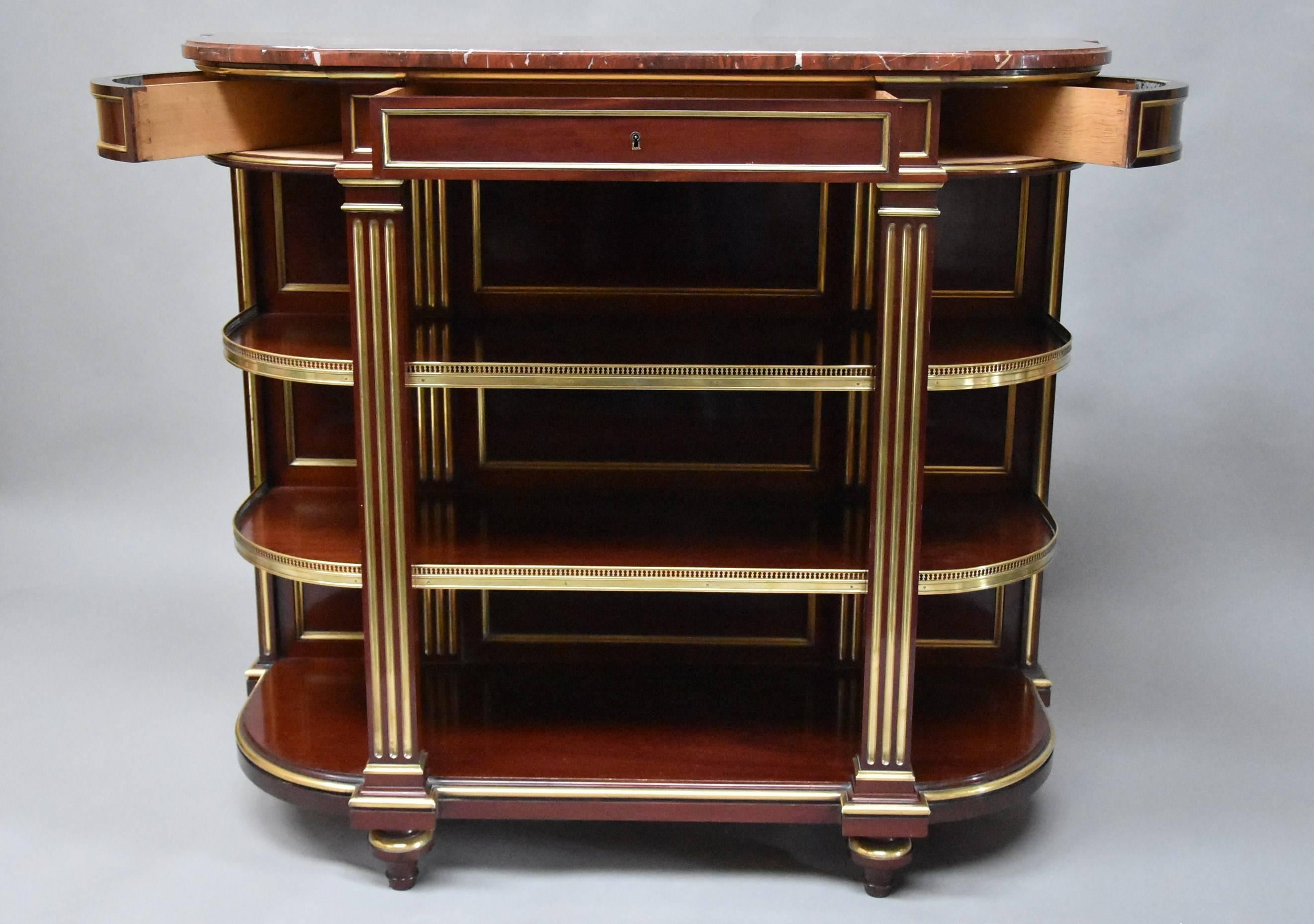 19th Century French Empire Mahogany and Brass Étagère of Excellent Quality 3