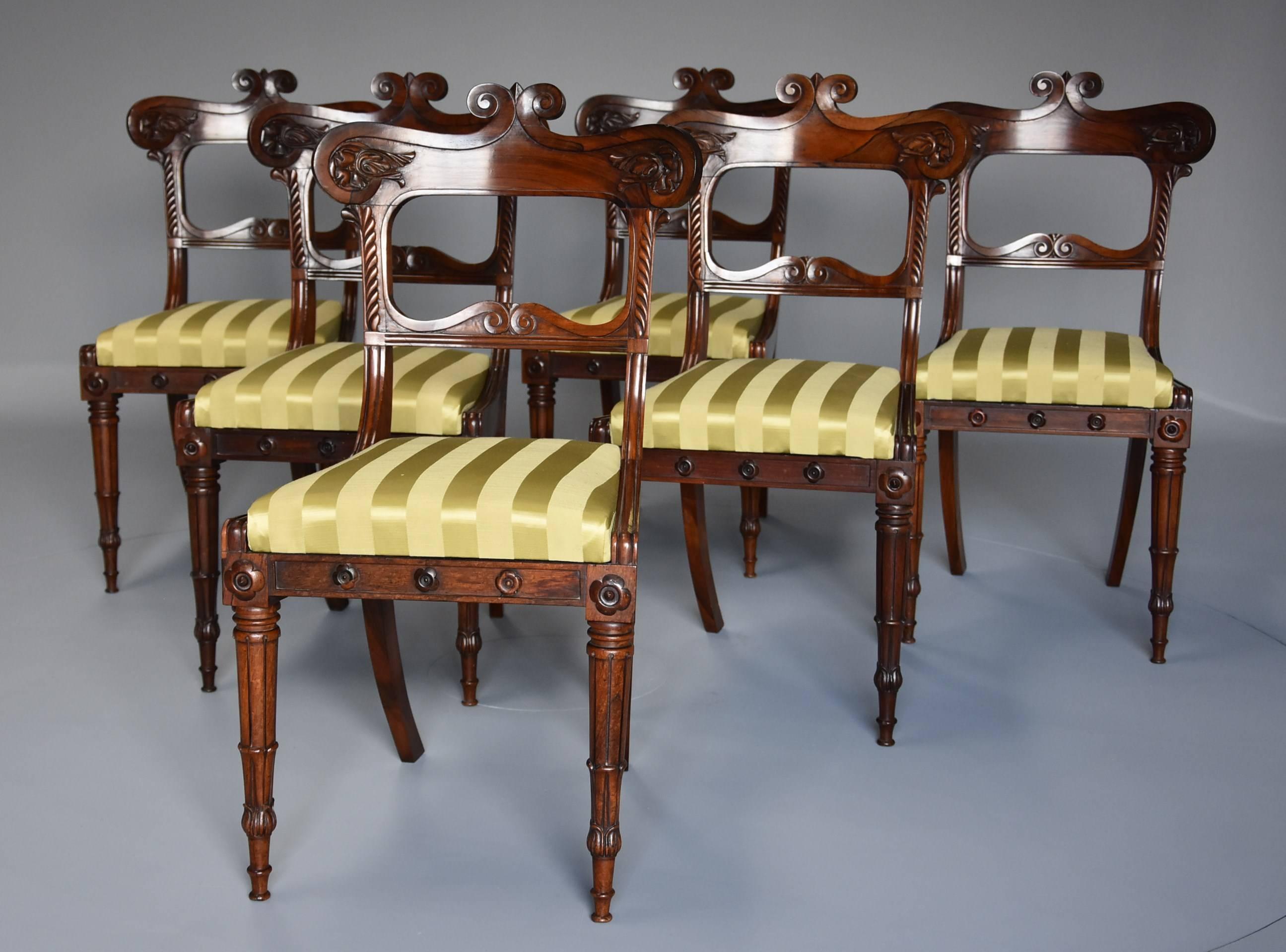 Fine Quality Set of Six Regency Rosewood Dining Chairs For Sale 1