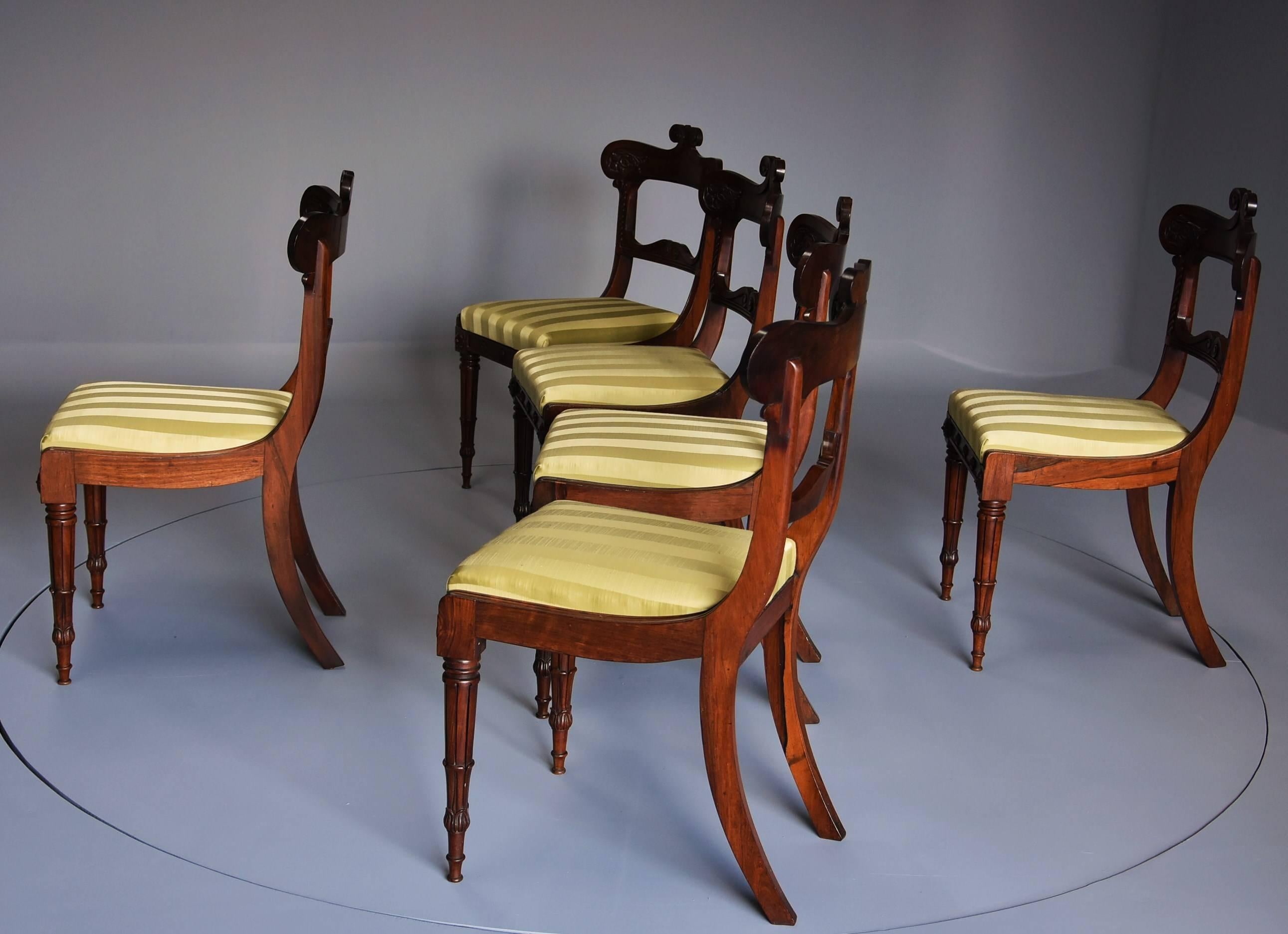 Fine Quality Set of Six Regency Rosewood Dining Chairs For Sale 3