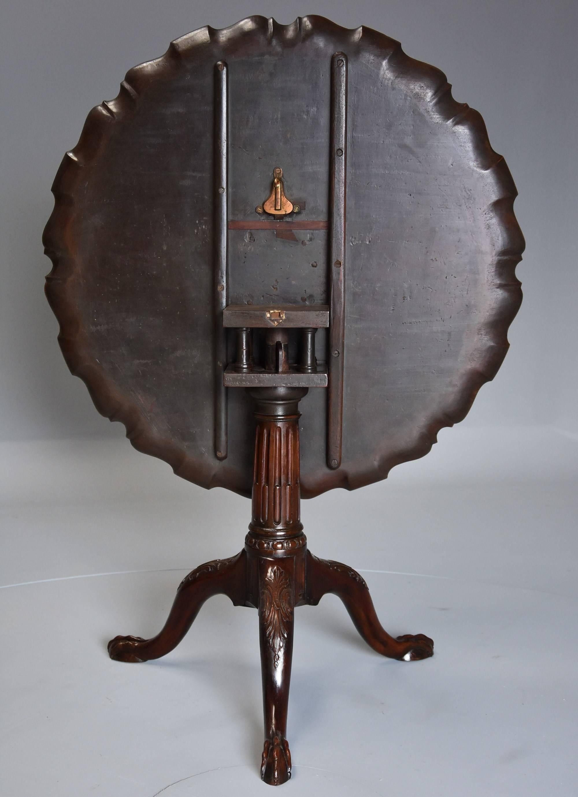 Late 19th Century Mahogany Chippendale Style Piecrust Tilt-Top Tea Table 6