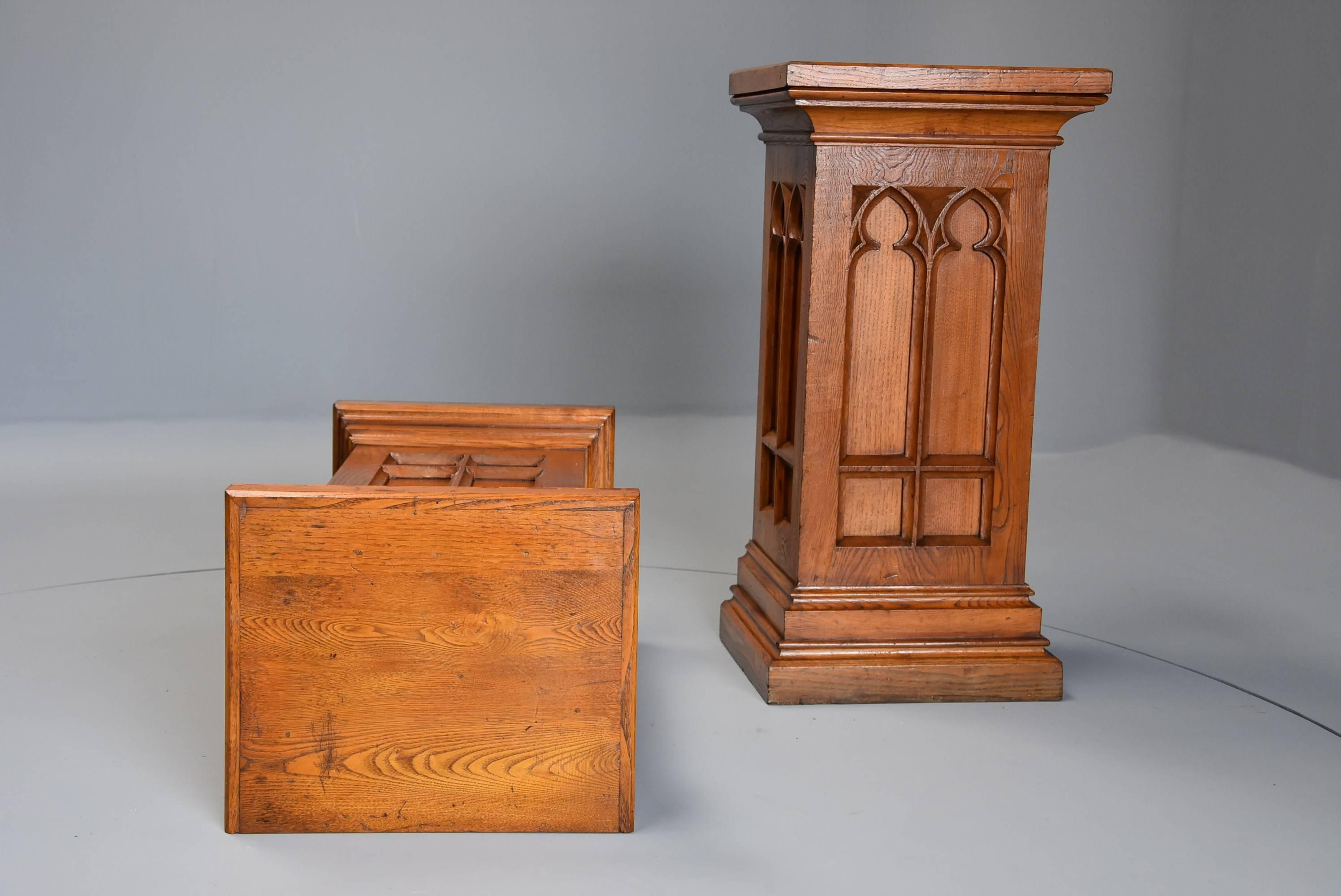 Late 19th Century Pair of 19th Century Ash Pedestals in the Gothic Style of Good Patina For Sale