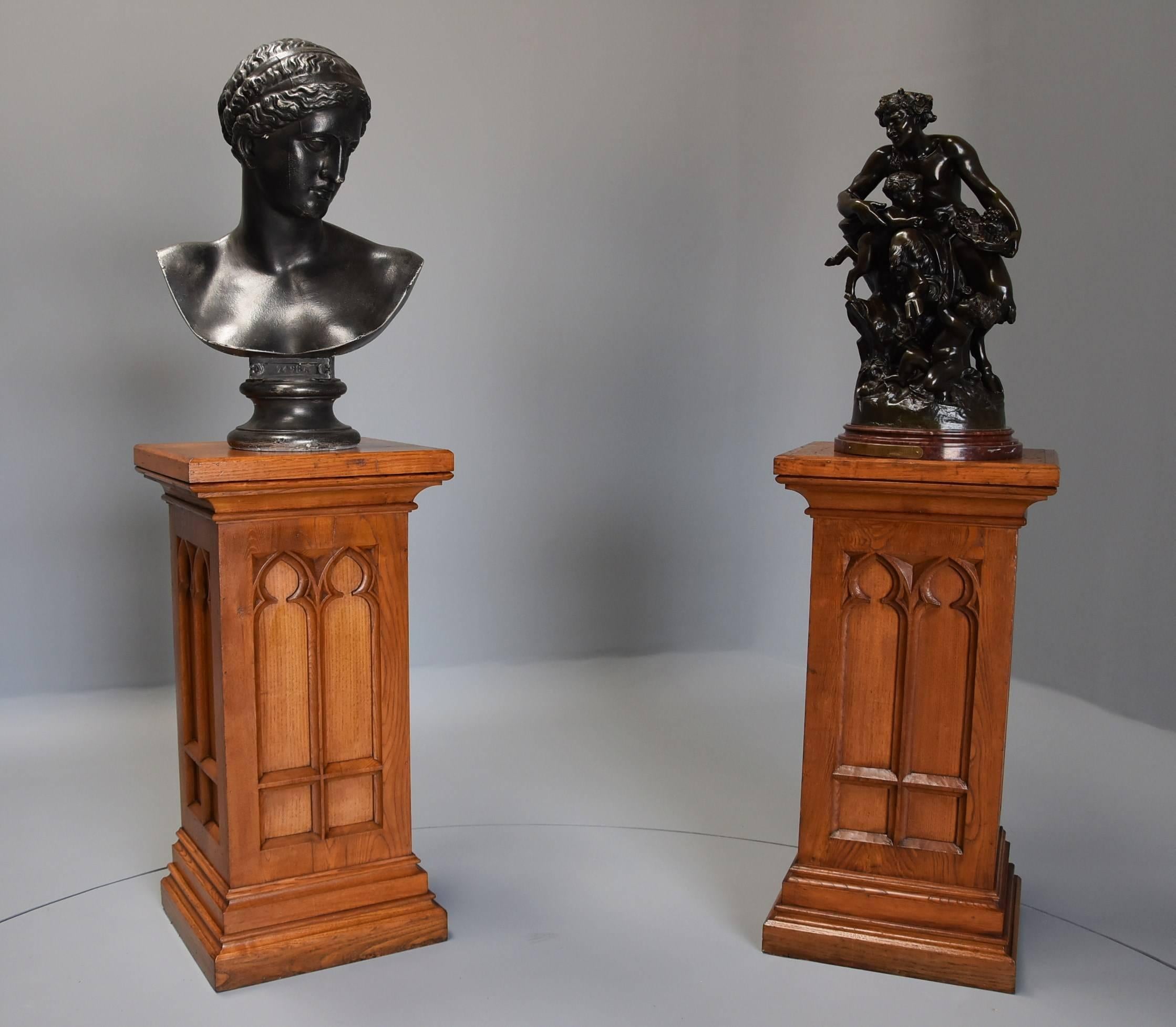 Pair of 19th Century Ash Pedestals in the Gothic Style of Good Patina For Sale 3