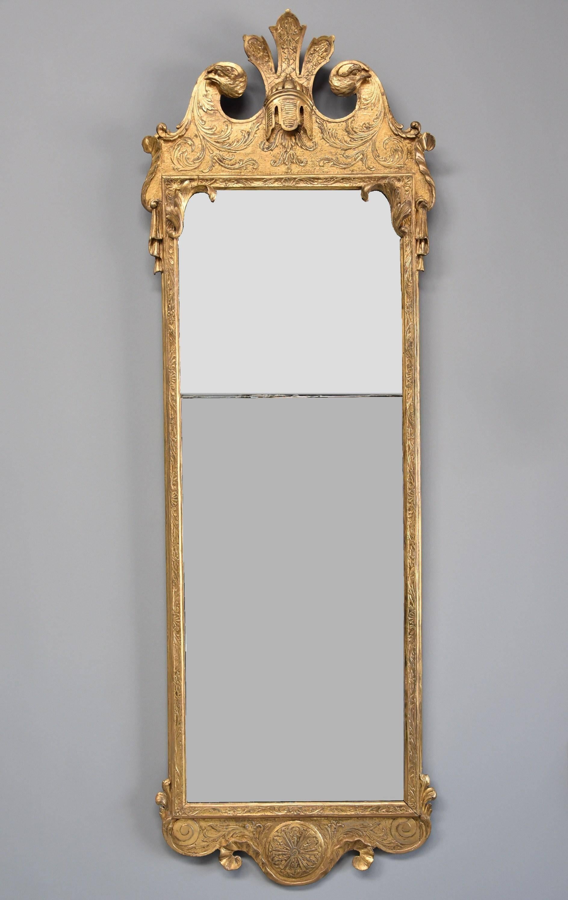 Early 18th Century George I Giltwood & Pier Mirror, in the Manner of J Belchier In Good Condition For Sale In Suffolk, GB