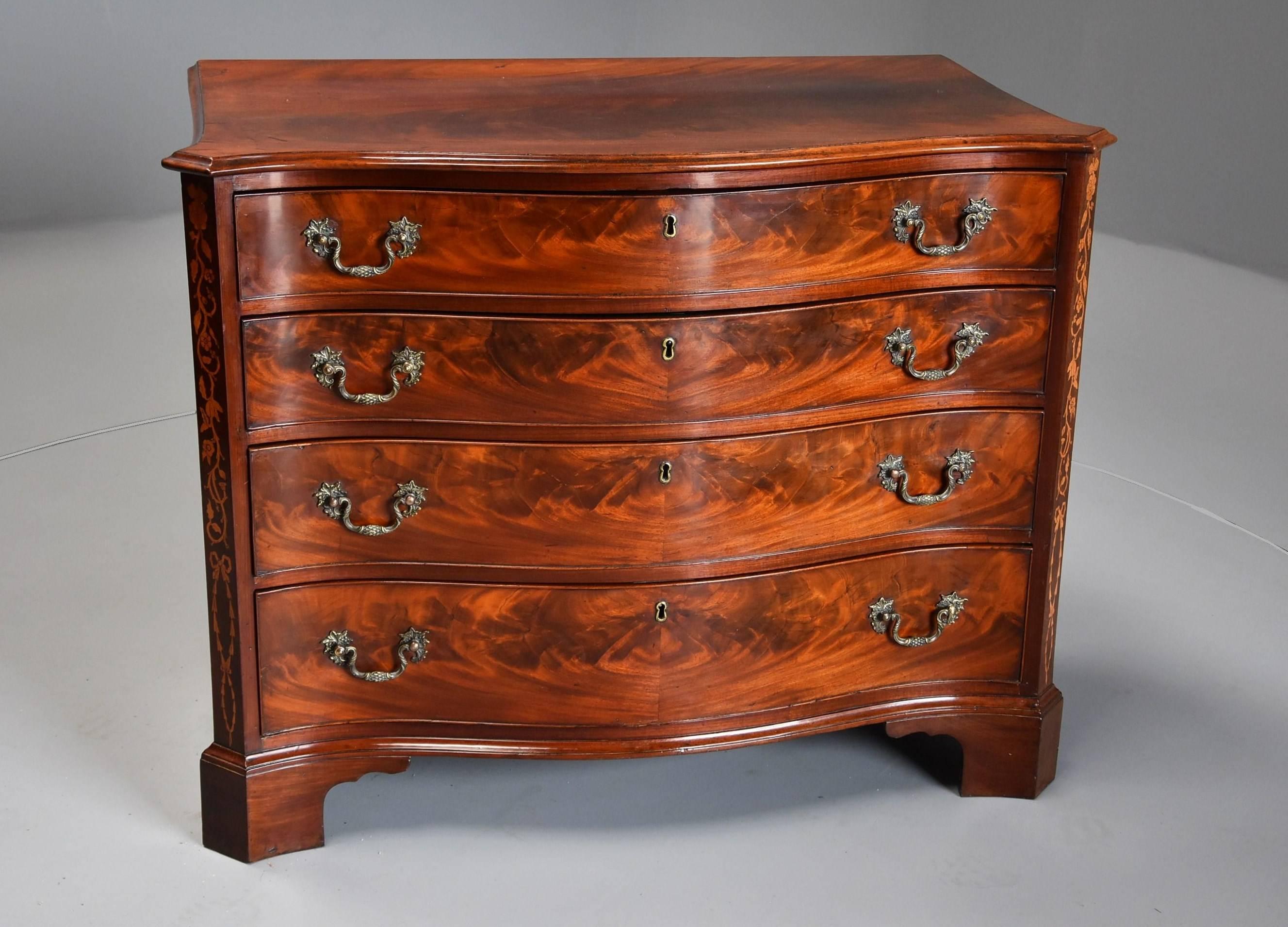 A superb quality mid-19th century mahogany serpentine chest of drawers in the 18th century style of fine patina (color).

This serpentine chest of drawers consists of a curl mahogany veneered top with moulded and shaped edge.

This leads down to