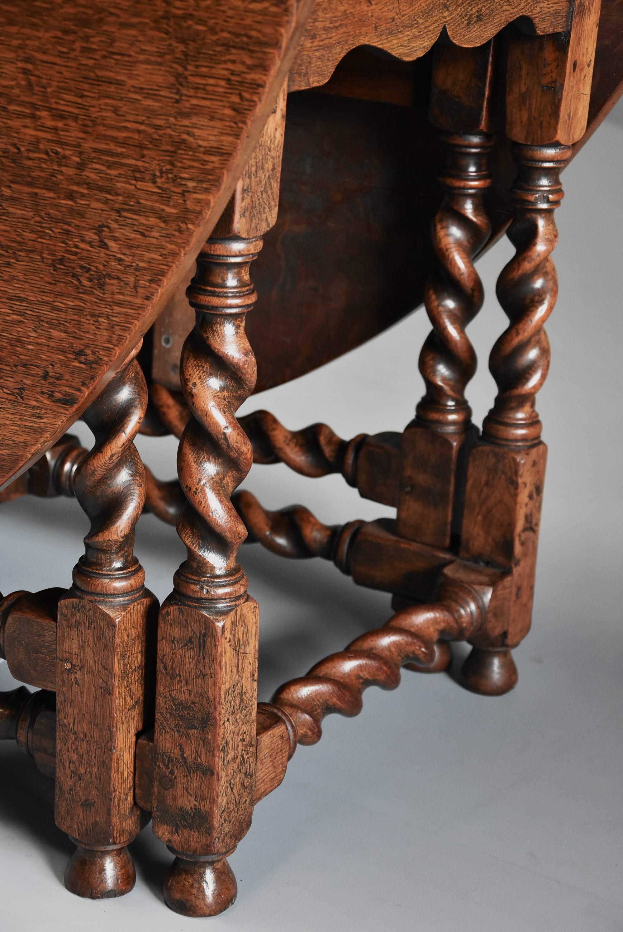 Large Late 19th Century Oak Double Gate Gateleg Table For Sale 5