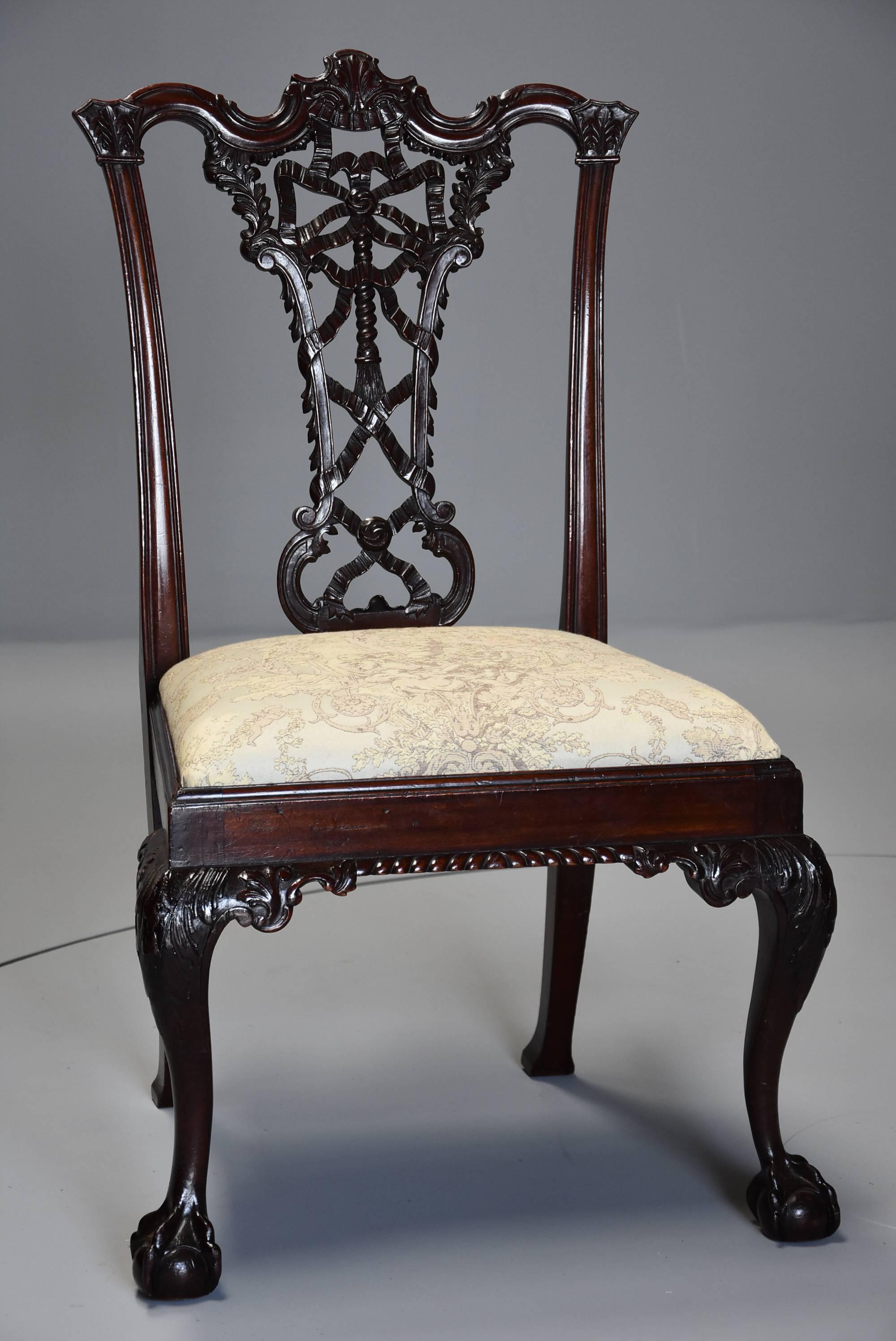 English Early 20th Century Set of Six Mahogany Ribbon Back Chairs in Chippendale Style