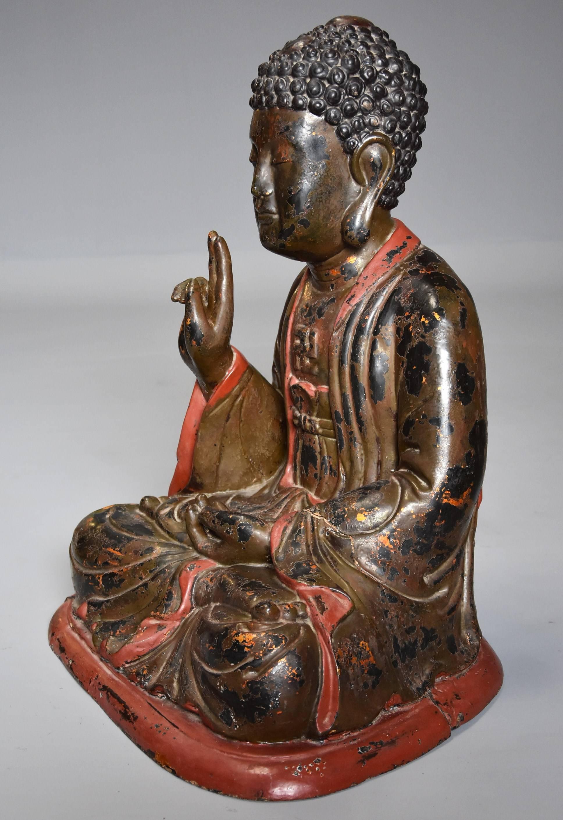 Vietnamese Wooden and Polychrome Painted Buddha with Traces of Original Gilding In Good Condition In Suffolk, GB