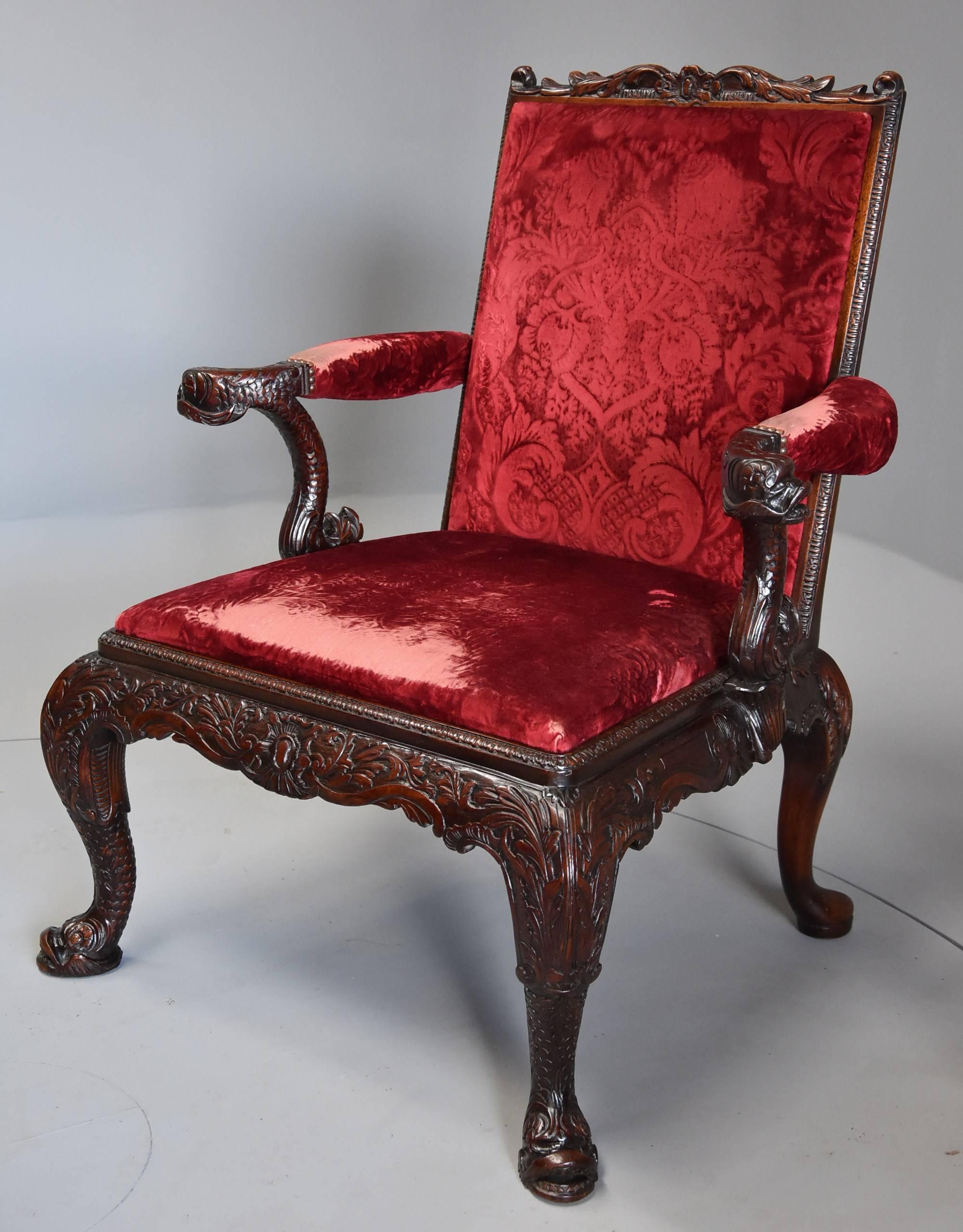 Upholstery Pair of Late 19th Century George II Style Mahogany Gainsborough Armchairs For Sale