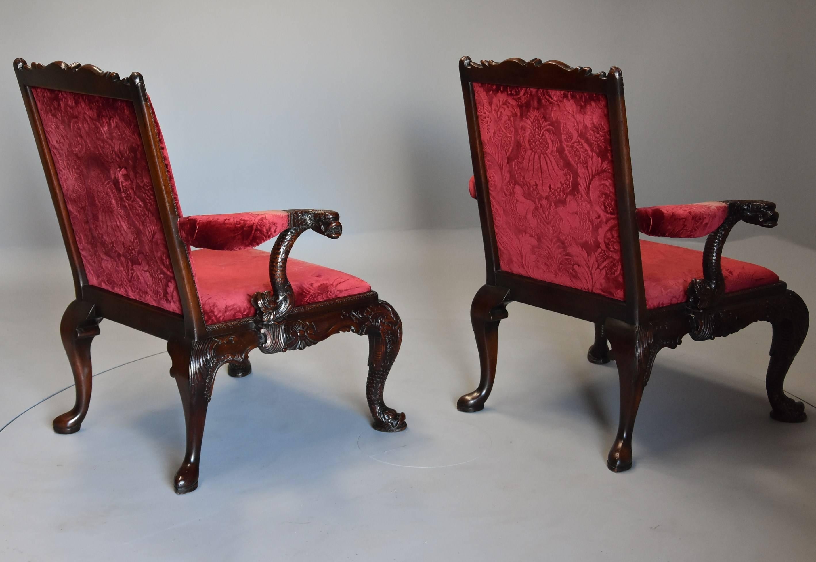 Pair of Late 19th Century George II Style Mahogany Gainsborough Armchairs For Sale 6