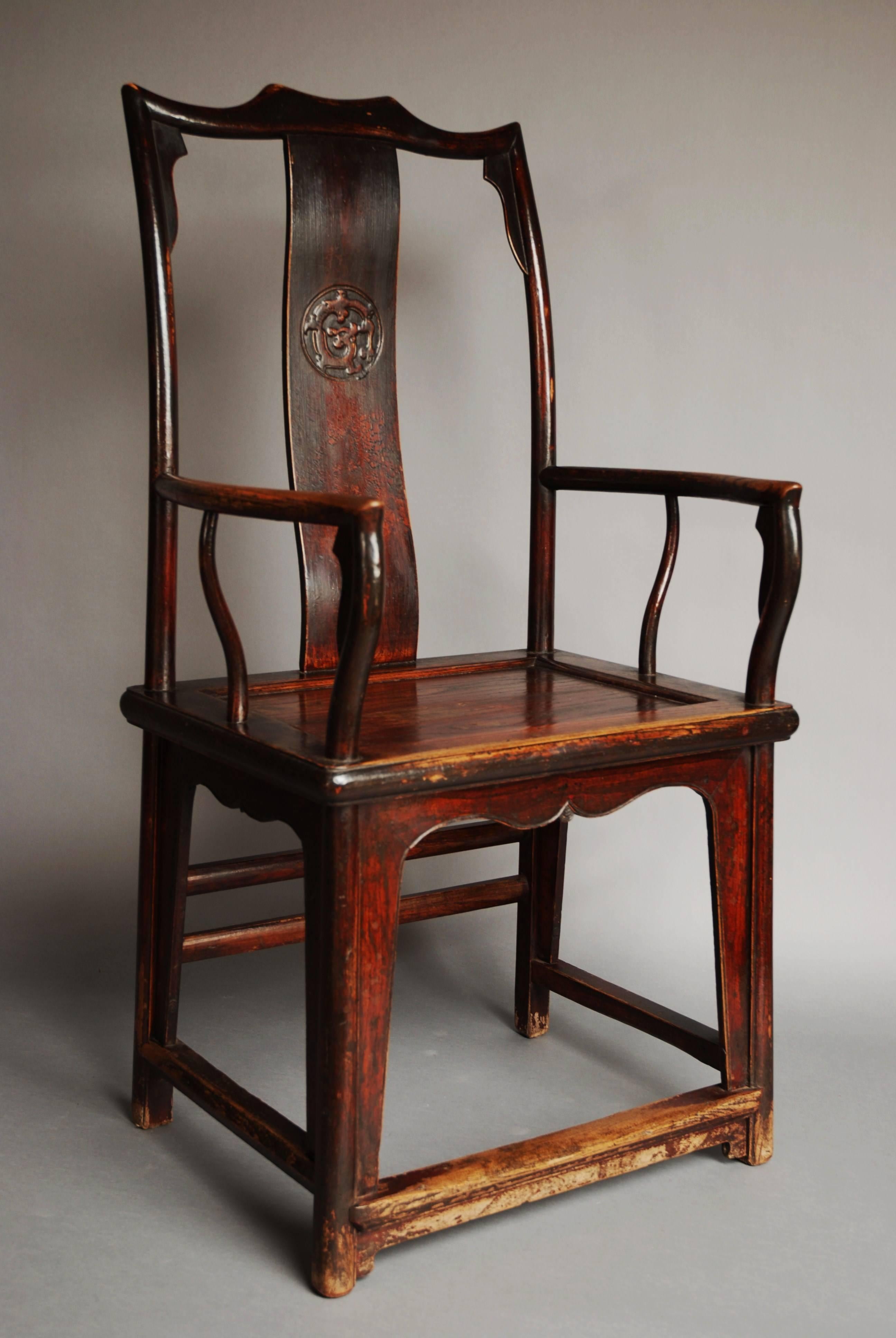 Pair of Late 19th Century Chinese Yoke Back Elm Armchairs of Good Patina In Good Condition For Sale In Suffolk, GB