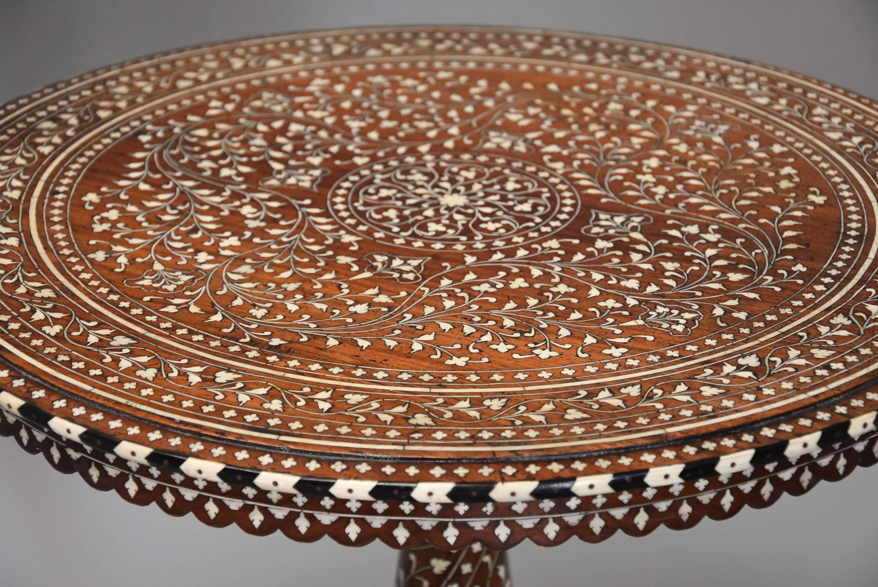 Inlay Superb Quality 19th Century Anglo-Indian Shisham Wood Inlaid Occasional Table