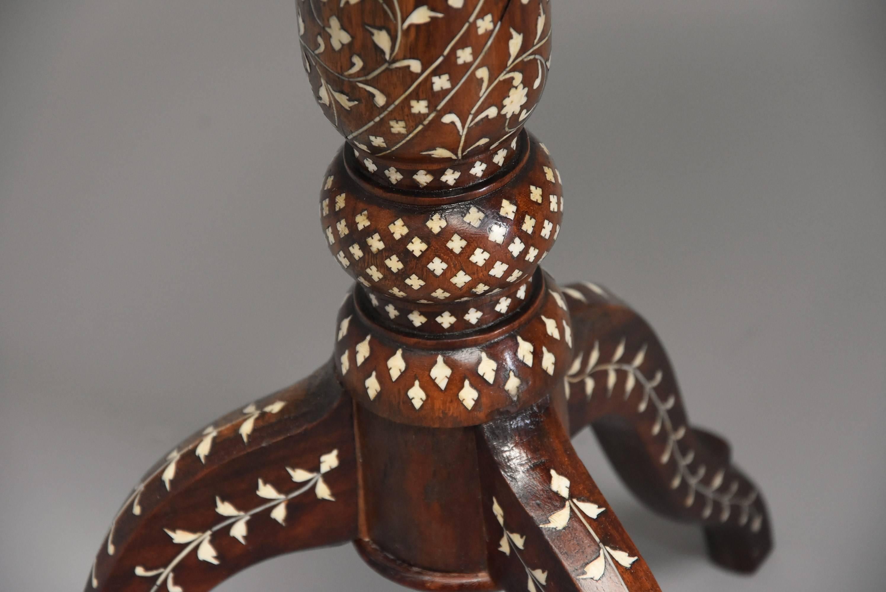 Superb Quality 19th Century Anglo-Indian Shisham Wood Inlaid Occasional Table 5