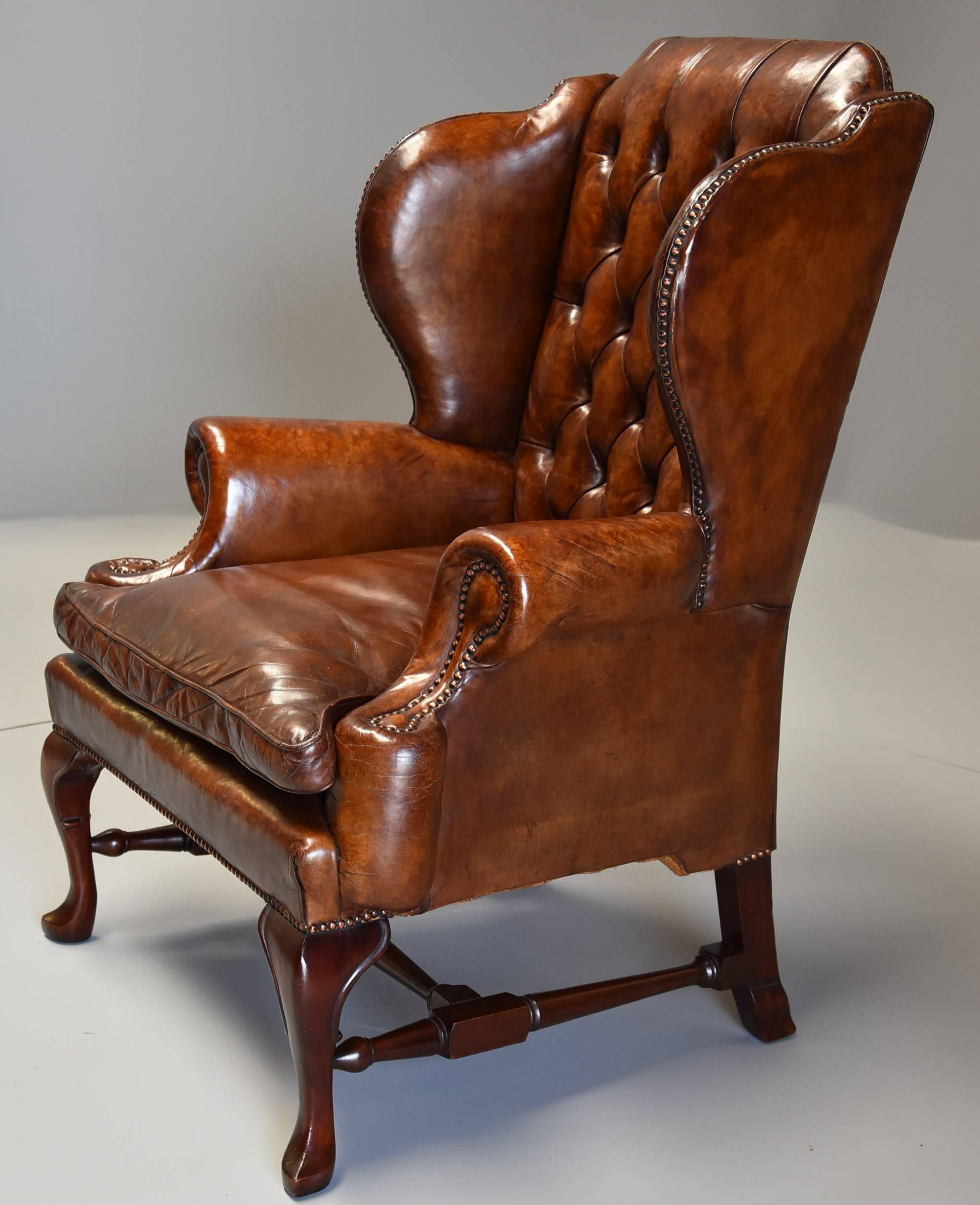 Early 20th Century Georgian Style Deep Buttoned Brown Leather Wing Armchair In Good Condition In Suffolk, GB