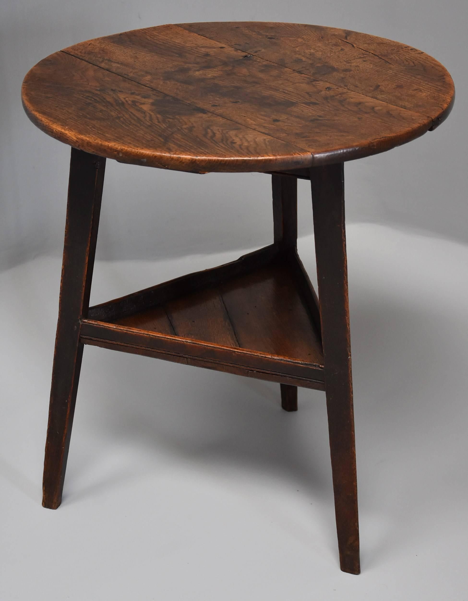 English 18th Century Oak Cricket Table or Tavern Table with Shelf and of Fine Patina