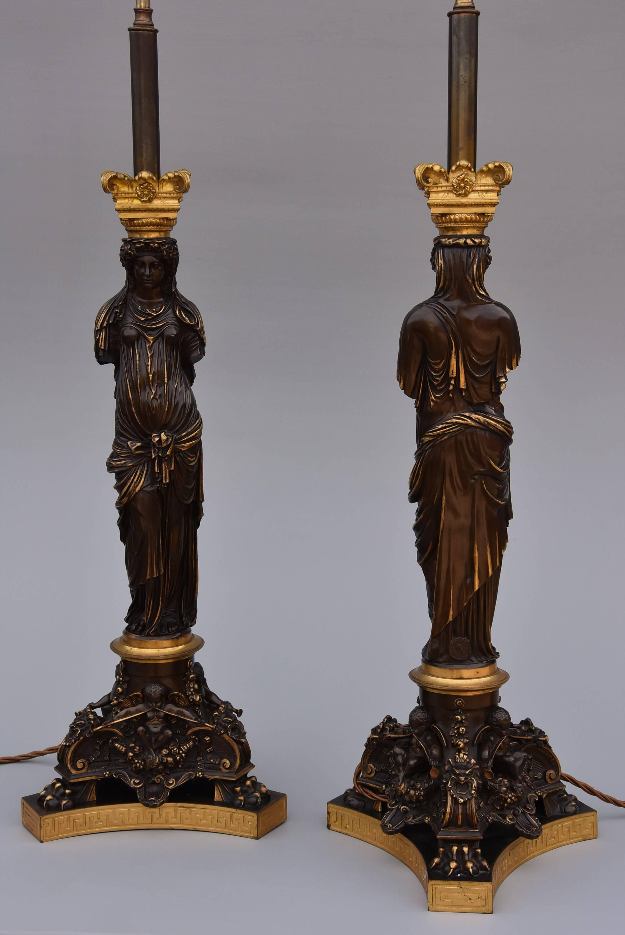 French Large Pair of 19th Century Superb Quality Bronze and Gilt Bronze Table Lamps For Sale