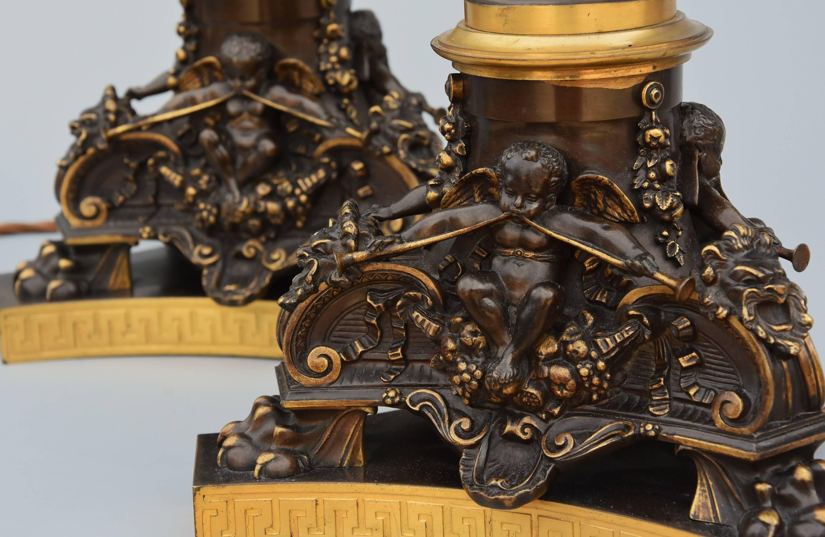 Large Pair of 19th Century Superb Quality Bronze and Gilt Bronze Table Lamps For Sale 5