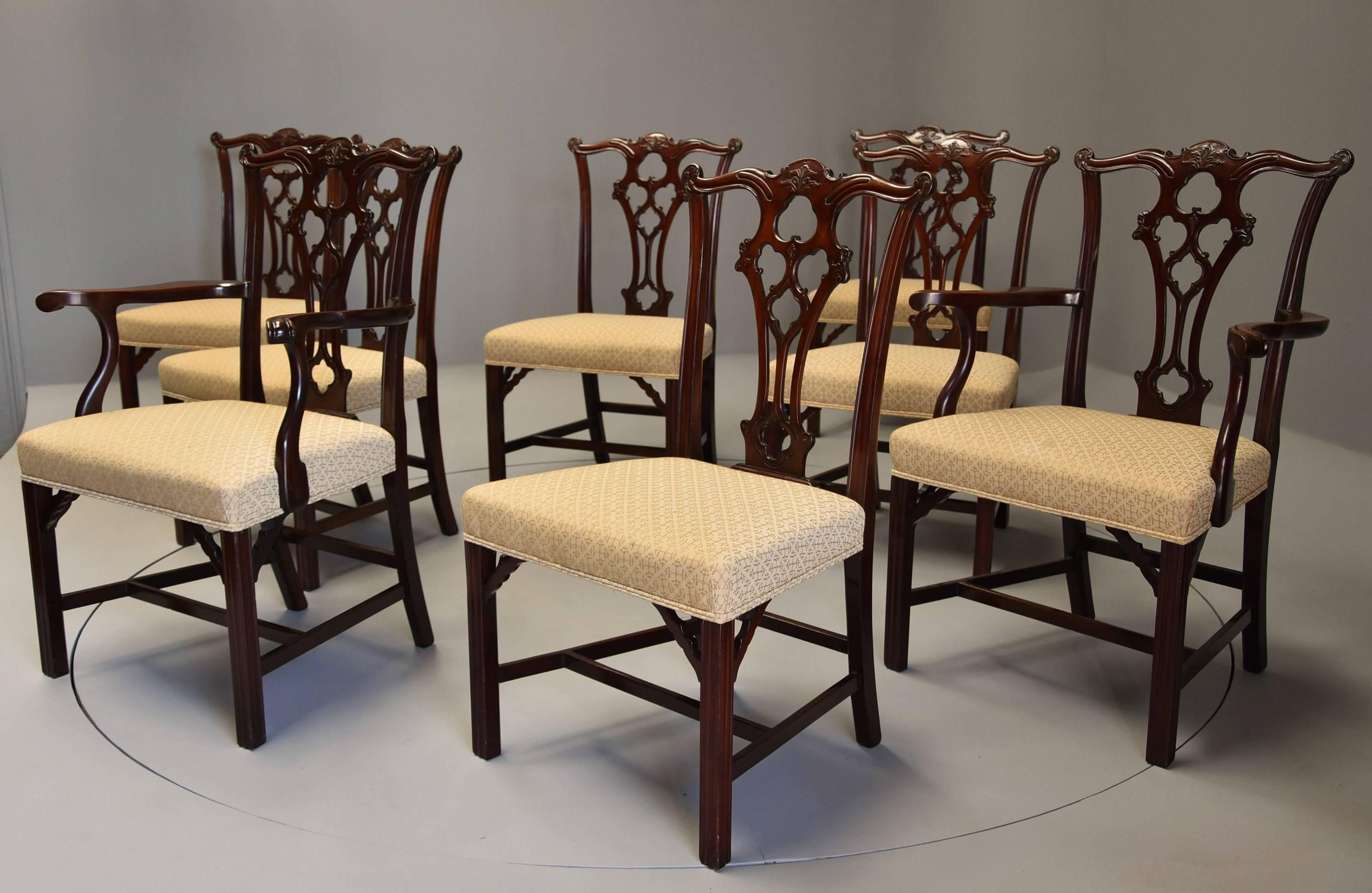 Set of Eight Late 19th Century Chippendale Style Mahogany Dining Chairs In Good Condition For Sale In Suffolk, GB