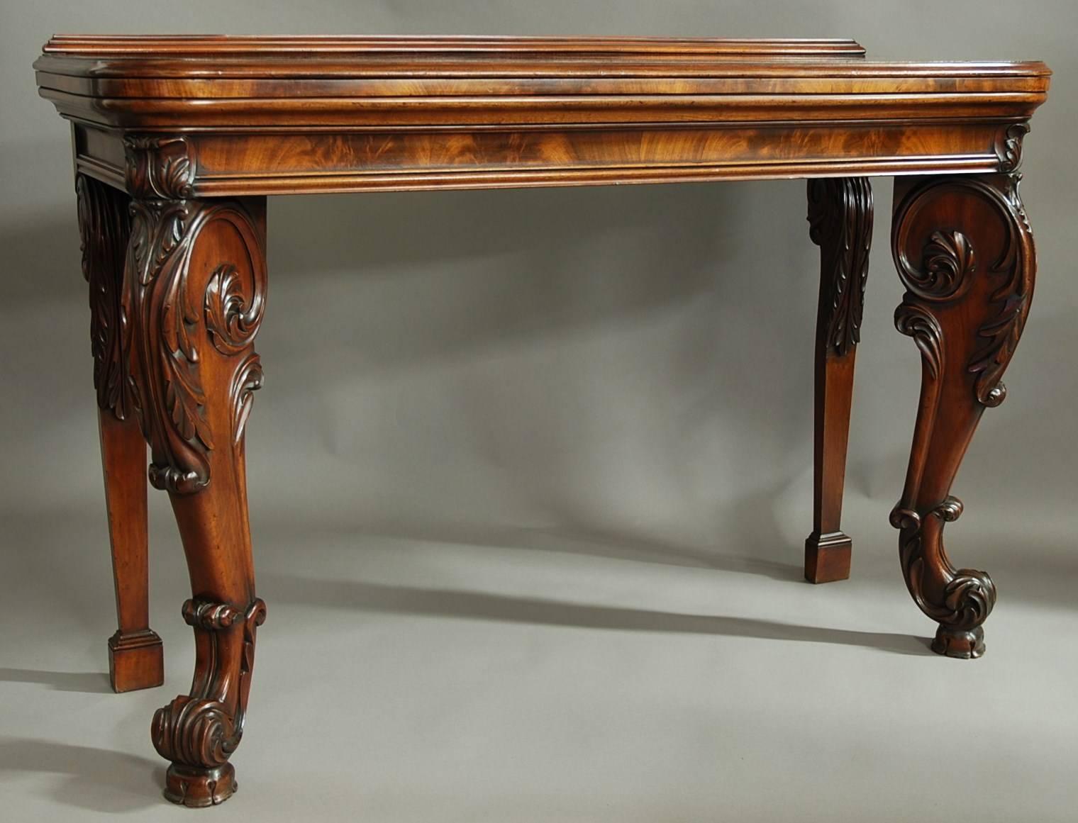 A superb quality William IV mahogany console table with excellent patina and in the manner of Gillows.

This table consists of a fine quality solid mahogany top with low moulding to the back edge (this was to stop items falling from the