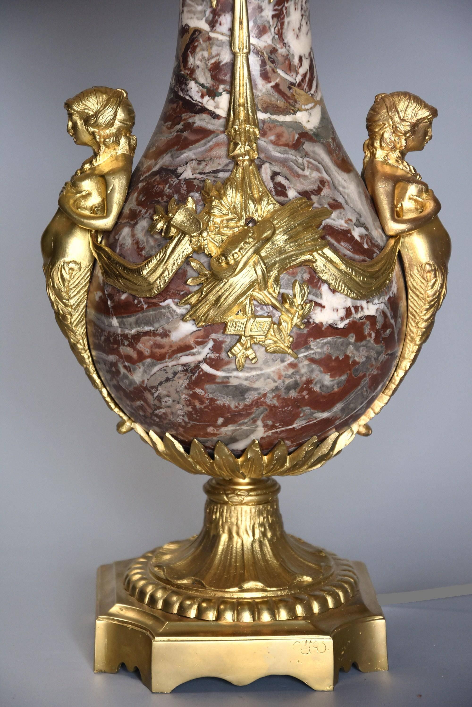Large Fine Quality Late 19th Century French Marble and Ormolu Table Lamp For Sale 2