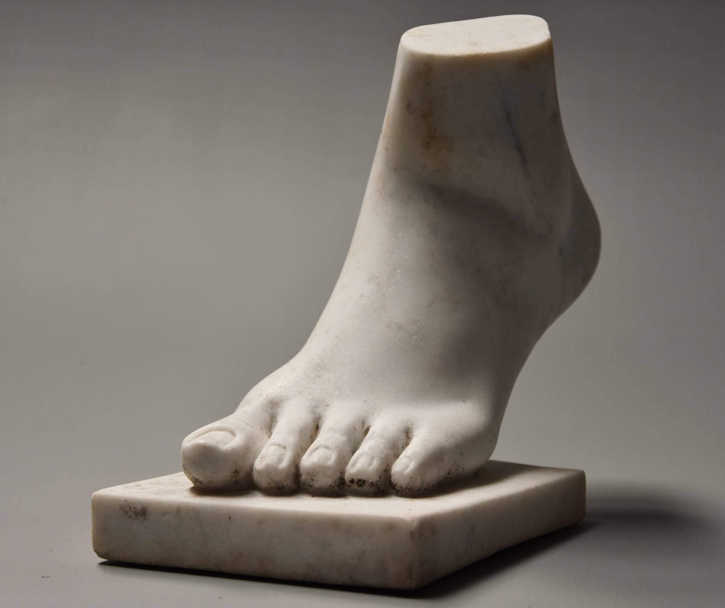 Late 19th Century Grand Tour Style Marble Sculpture of a Foot, after the Antique In Good Condition In Suffolk, GB