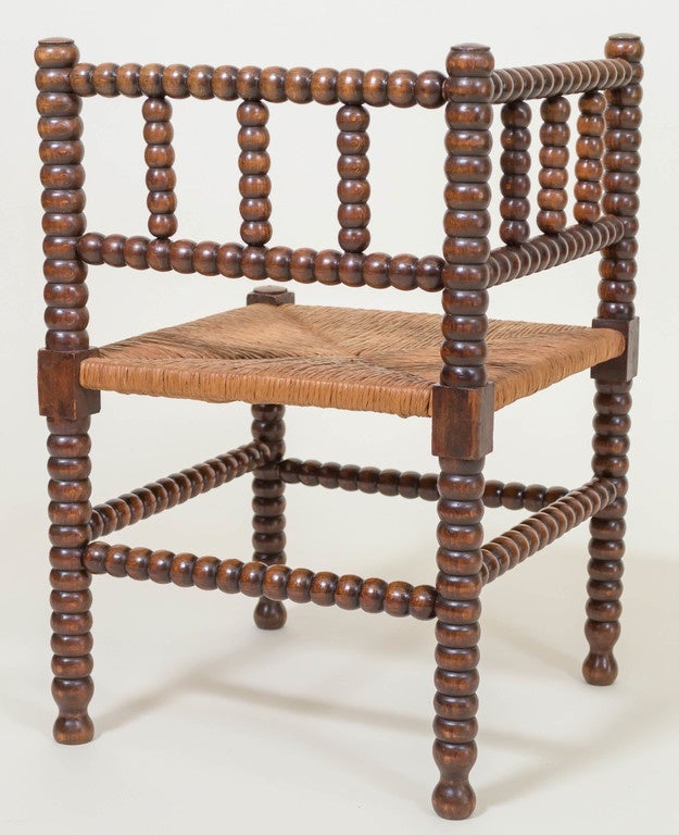 English Country Corner Chair, circa 1880 In Good Condition In San Francisco, CA