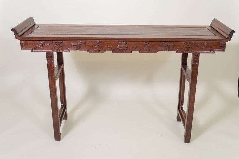 Chinese Rosewood Altar Table, Late Qing Dynasty, circa 1900 In Fair Condition In San Francisco, CA