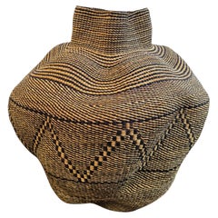 Cesta de suelo XXL hecha a mano con diseño «African Wave» para la decoración del hogar