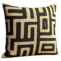 Kissenbezug aus afrikanischem Kuba-Raffia, cremefarben und schwarz, 20 x 20 Zoll, Design 1
