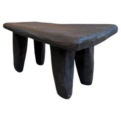 Handgeschnitzter Senufo-Ausstellungshocker aus Hartholz, Elfenbeinküste, 20 Zoll, Nr. 1