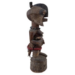 Antike afrikanische Songye-Kifwebe-Holzfigur, Anfang des 20. Jahrhunderts, 23 Zoll