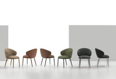 Fauteuil Luna : un design italien moderne avec un revêtement « Easy-Touch »