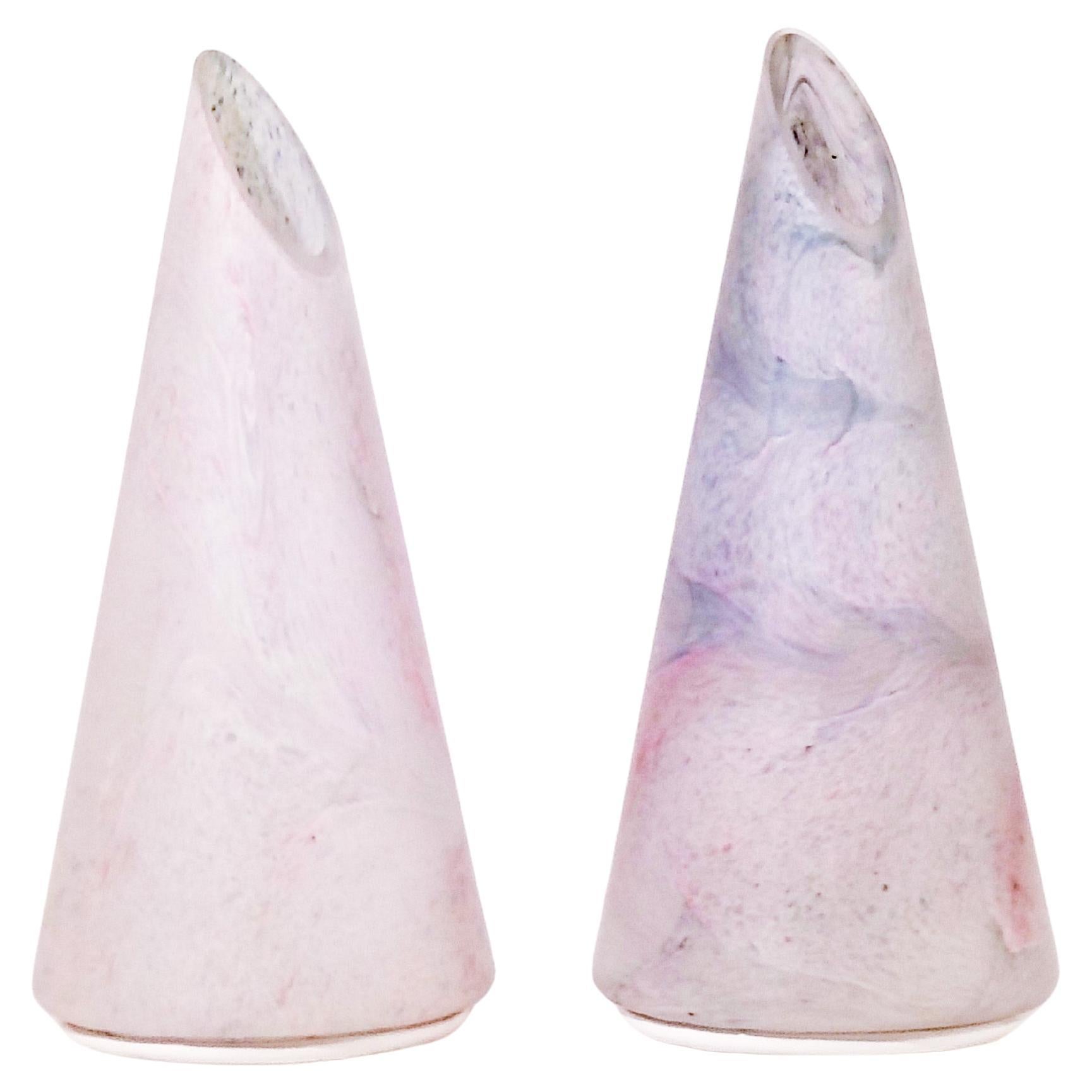 A Space AGE et Modern Age. Lampes de table coniques en verre de Murano soufflé à la main, Italie, années 1980